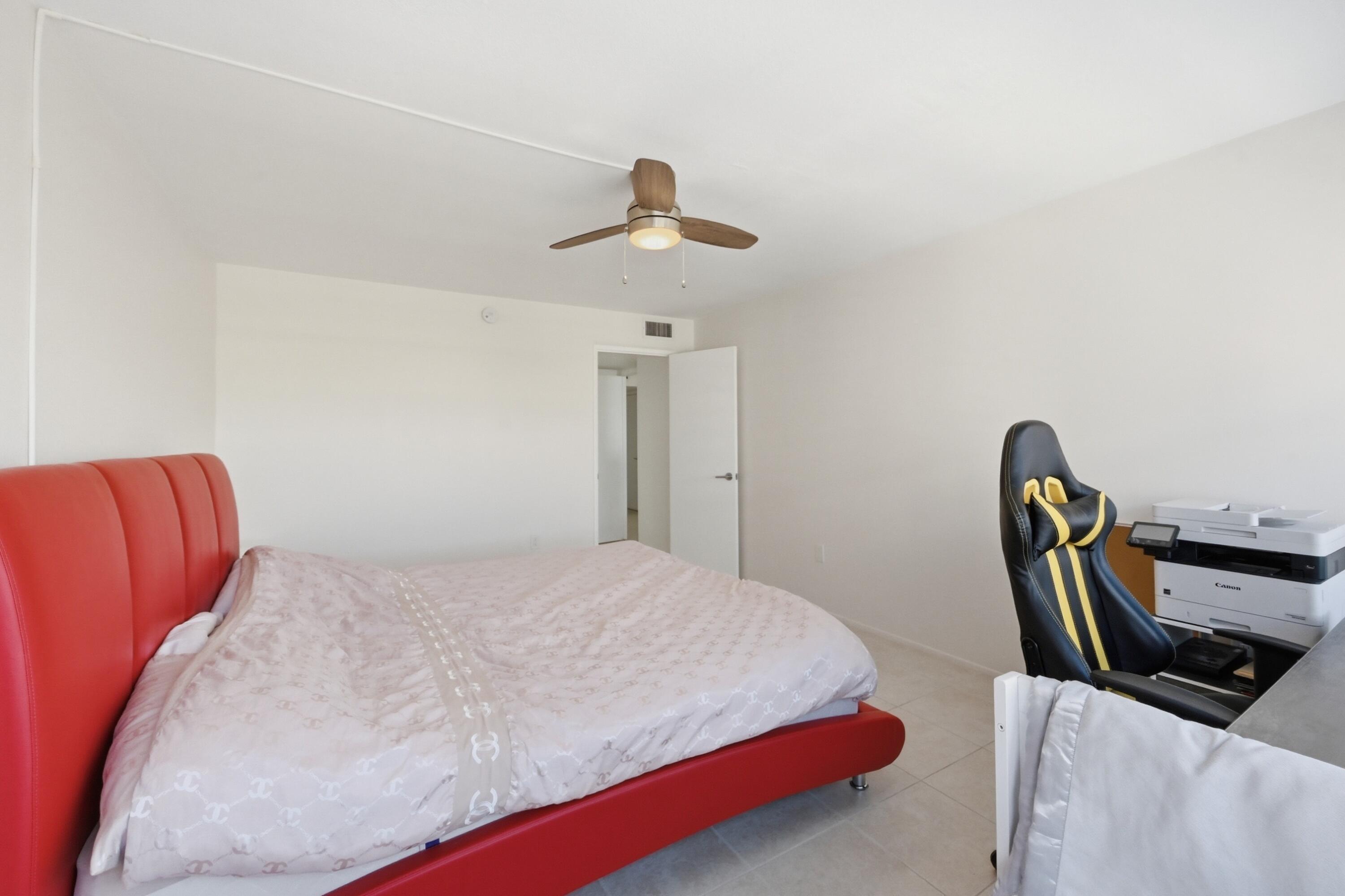 18011 Biscayne Boulevard 1502 Property Photo 15