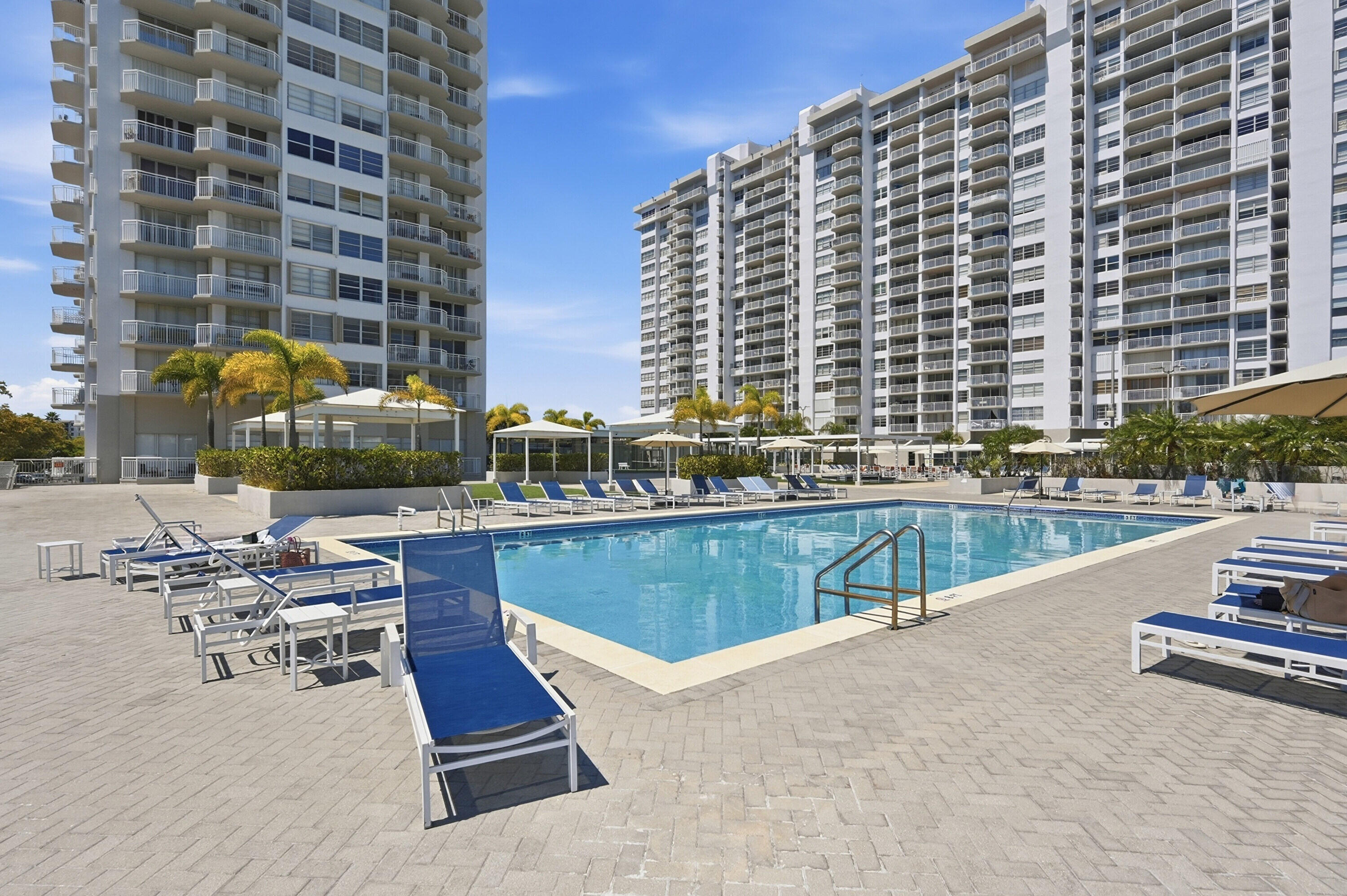 18011 Biscayne Boulevard 1502 Property Photo 21