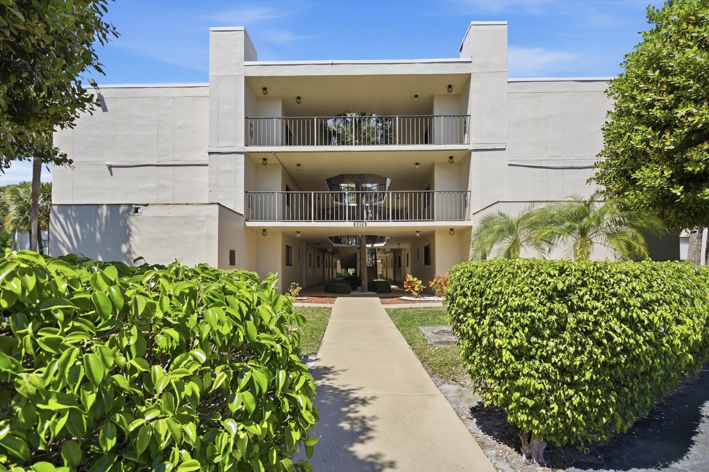 5370 Las Verdes Circle 303 Property Photo 25
