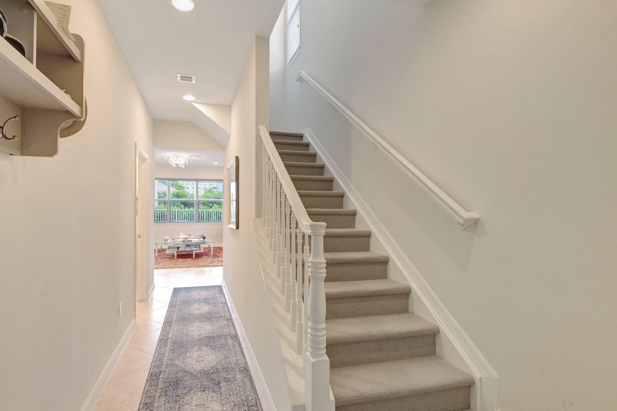 1105 Banyan Drive Property Photo 6