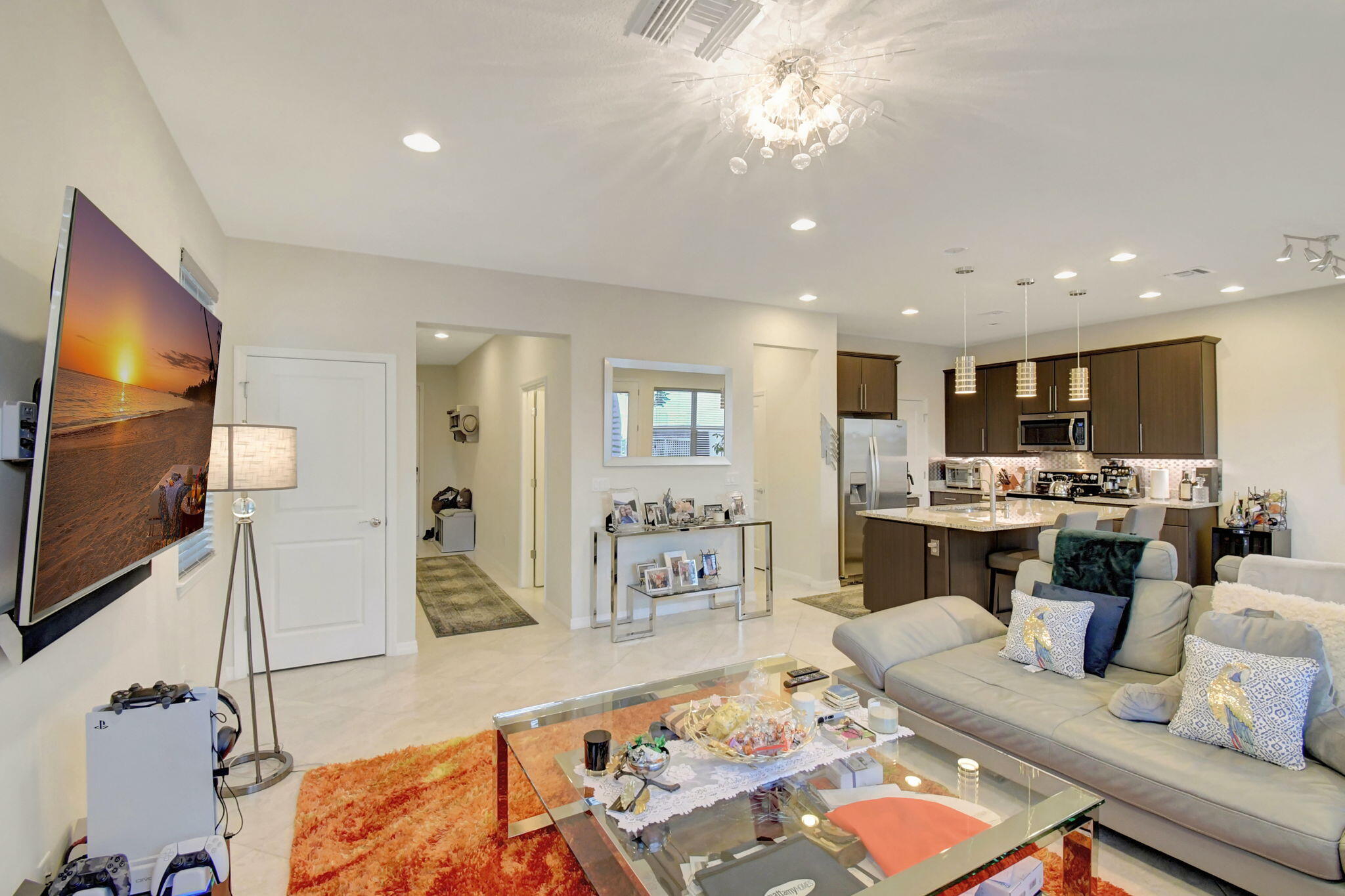 1105 Banyan Drive Property Photo 10