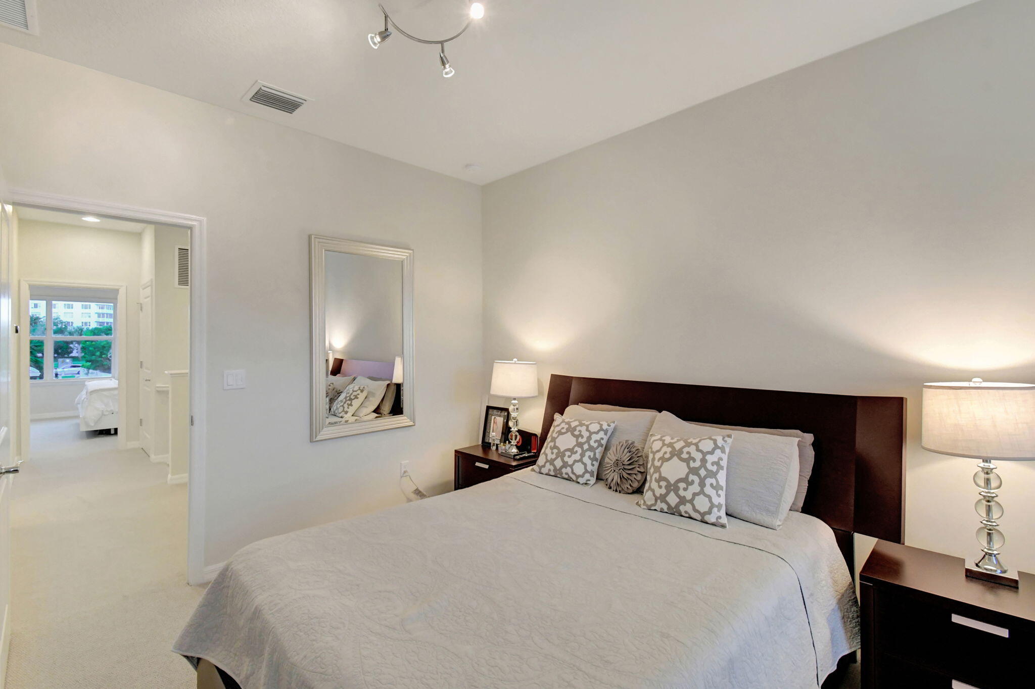1105 Banyan Drive Property Photo 28