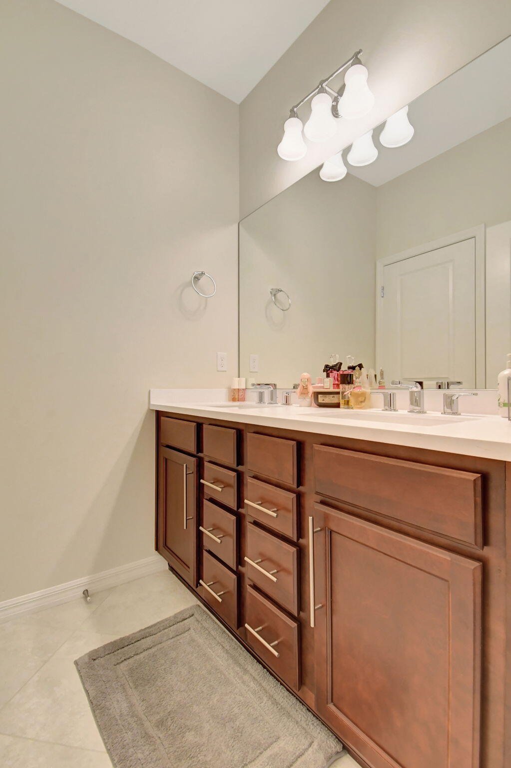1105 Banyan Drive Property Photo 30