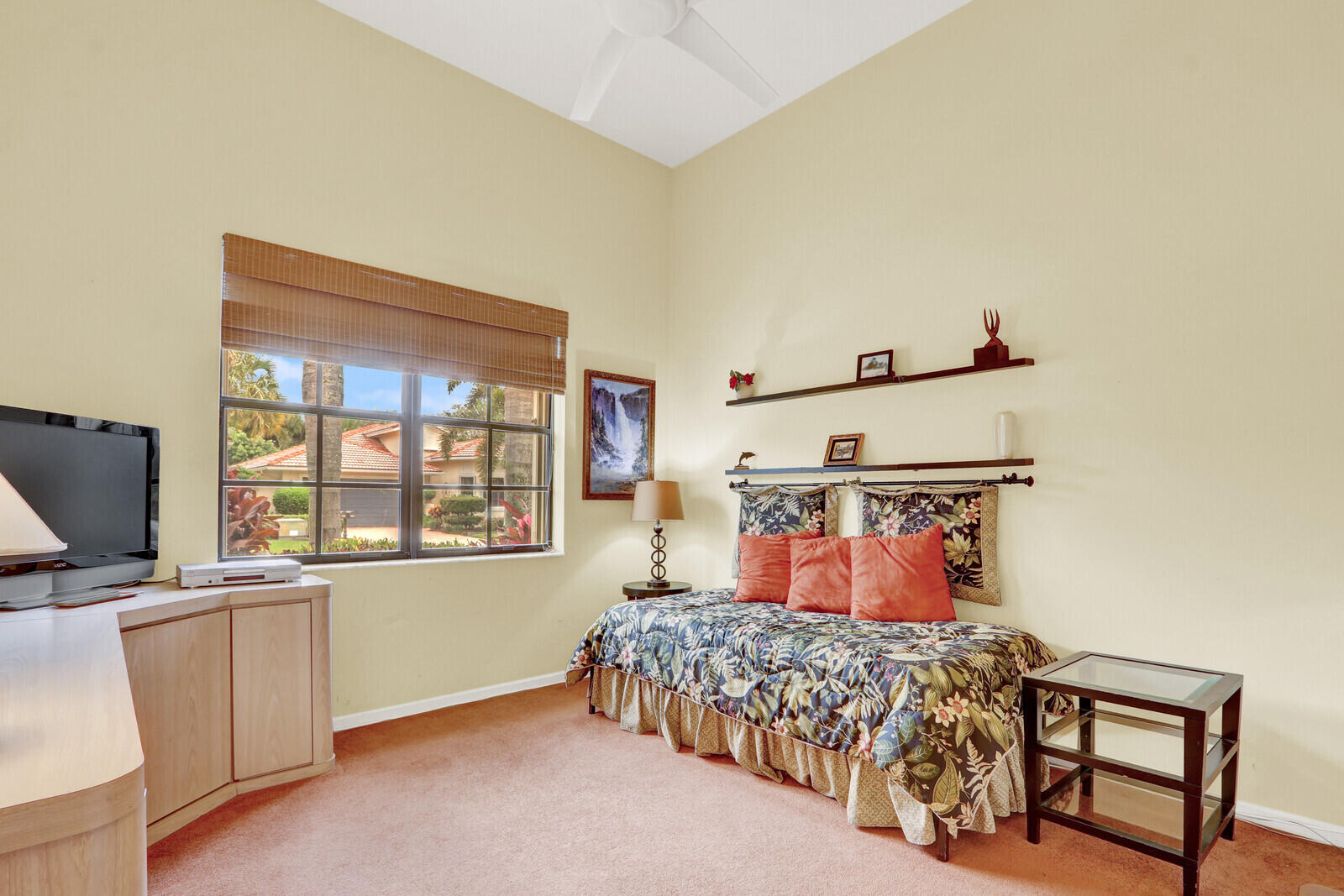 7159 Boscanni Drive Property Photo 3