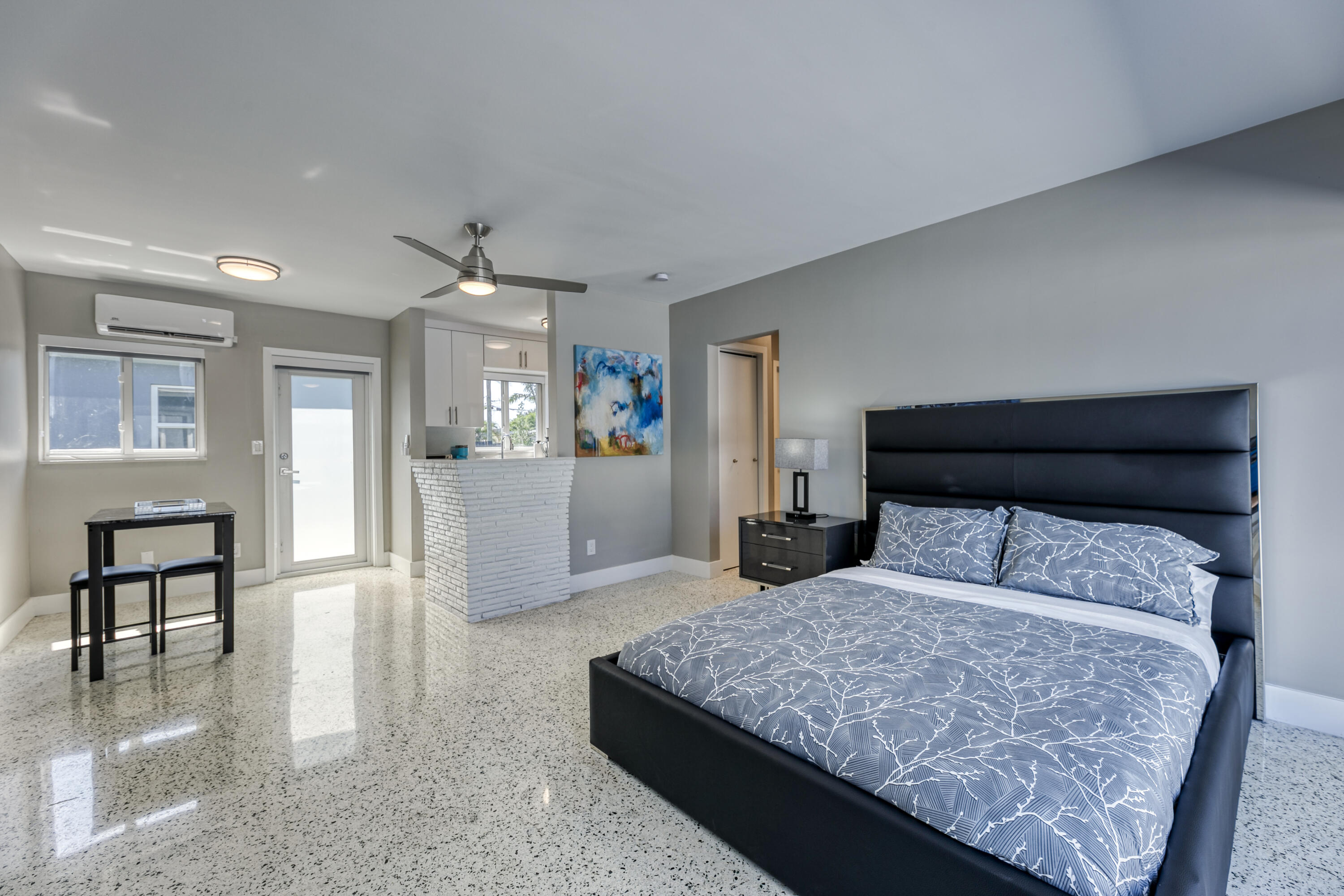 2017 Ne 26th Street Property Photo 8