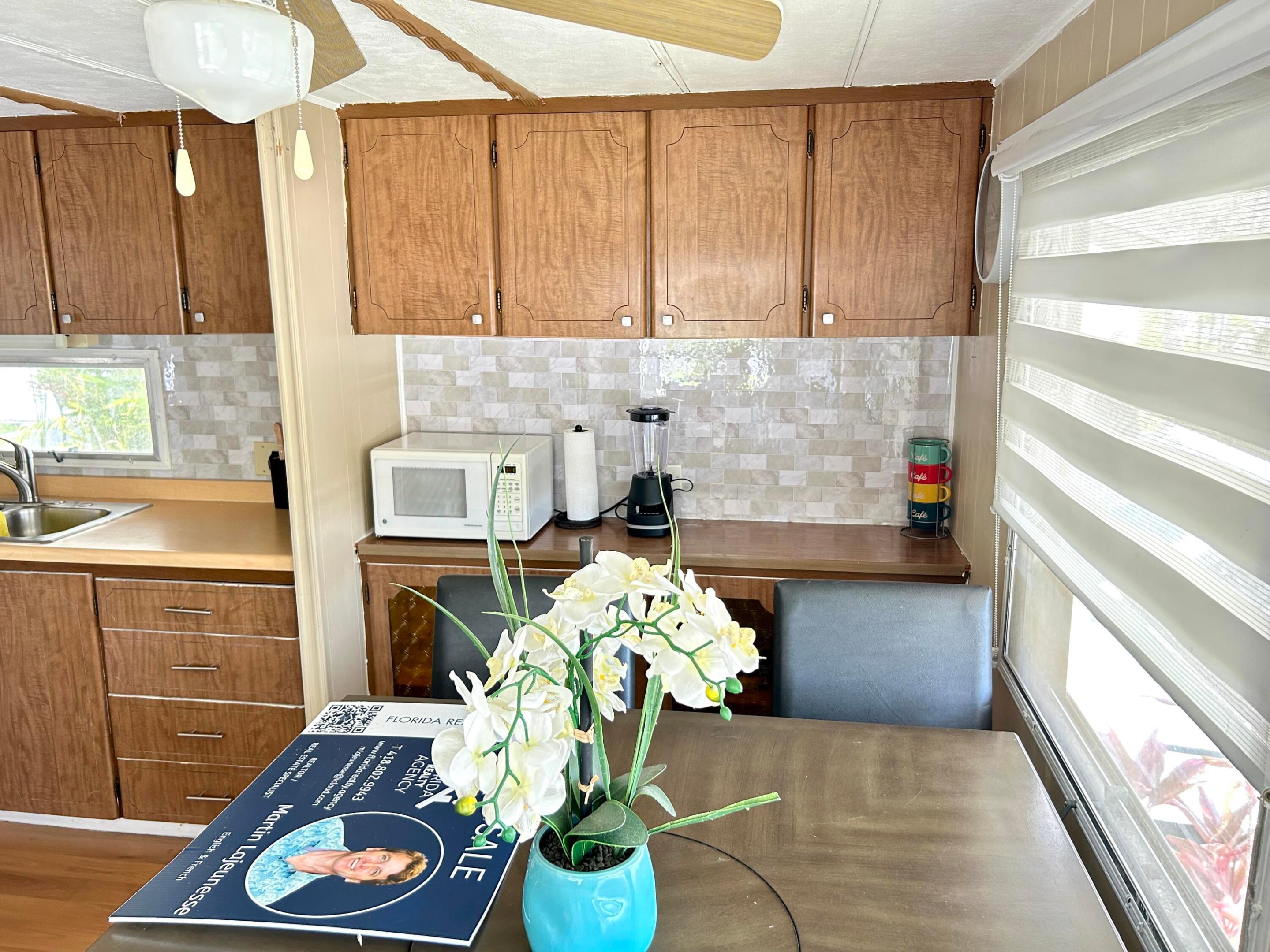 615 Alamanda Lane Property Photo 17
