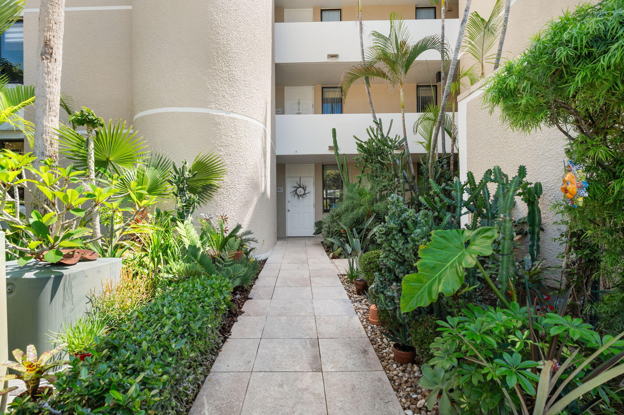 3412 Ne Causeway Boulevard 102 Property Photo 2