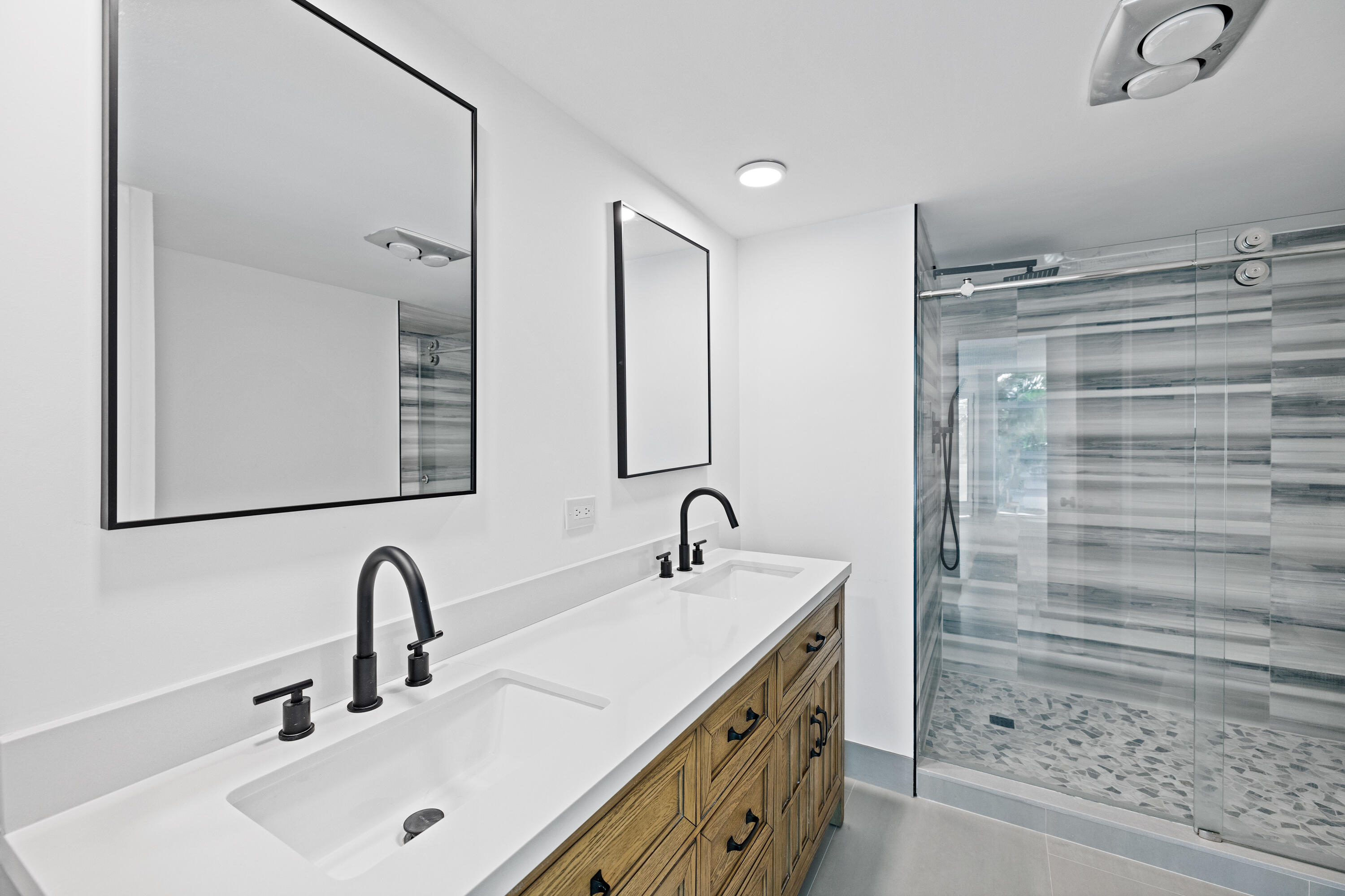 1360 S Ocean Boulevard 403 Property Photo 14