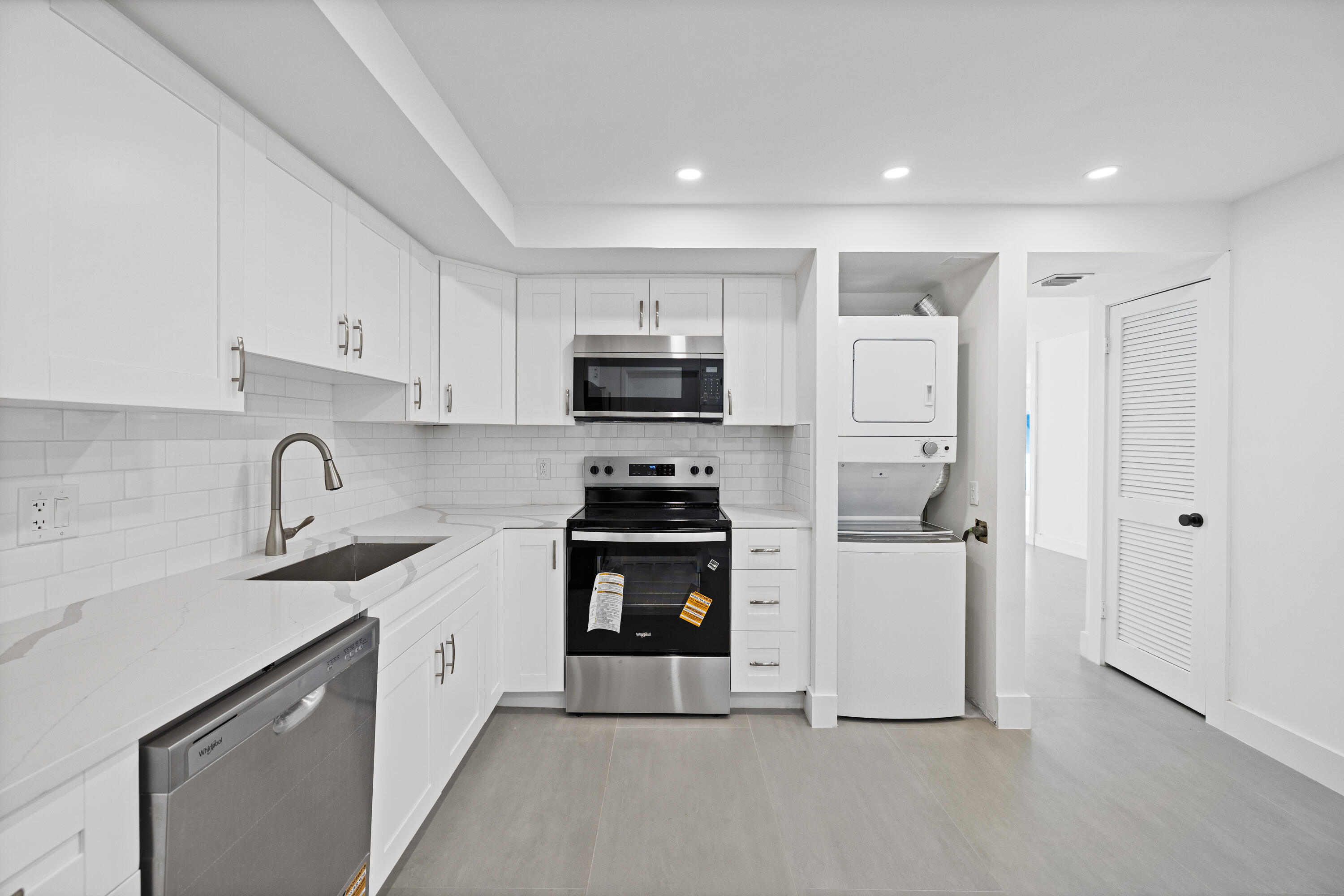 1360 S Ocean Boulevard 403 Property Photo 26