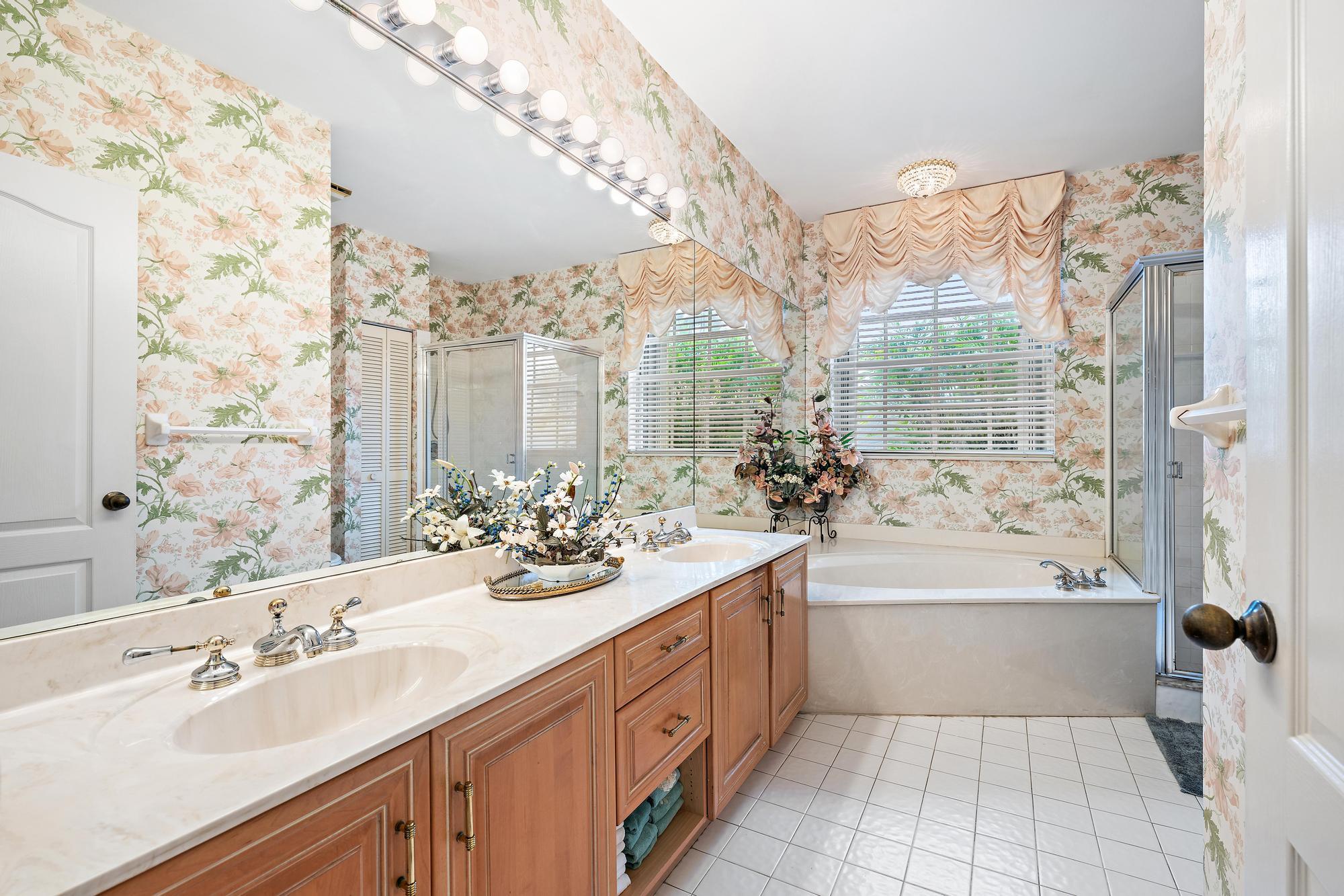 220 Eagleton Estates Boulevard Property Photo 17