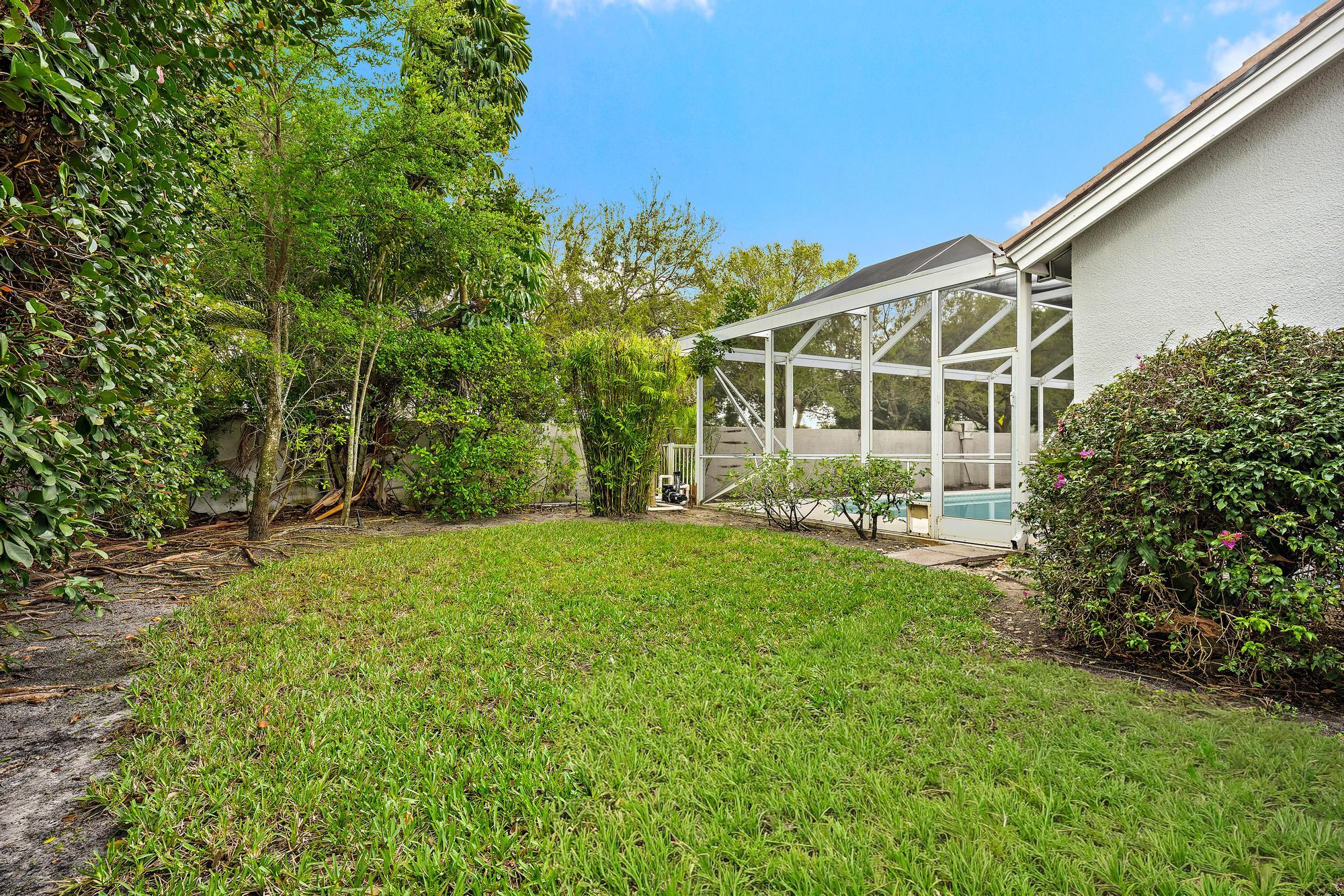 220 Eagleton Estates Boulevard Property Photo 25