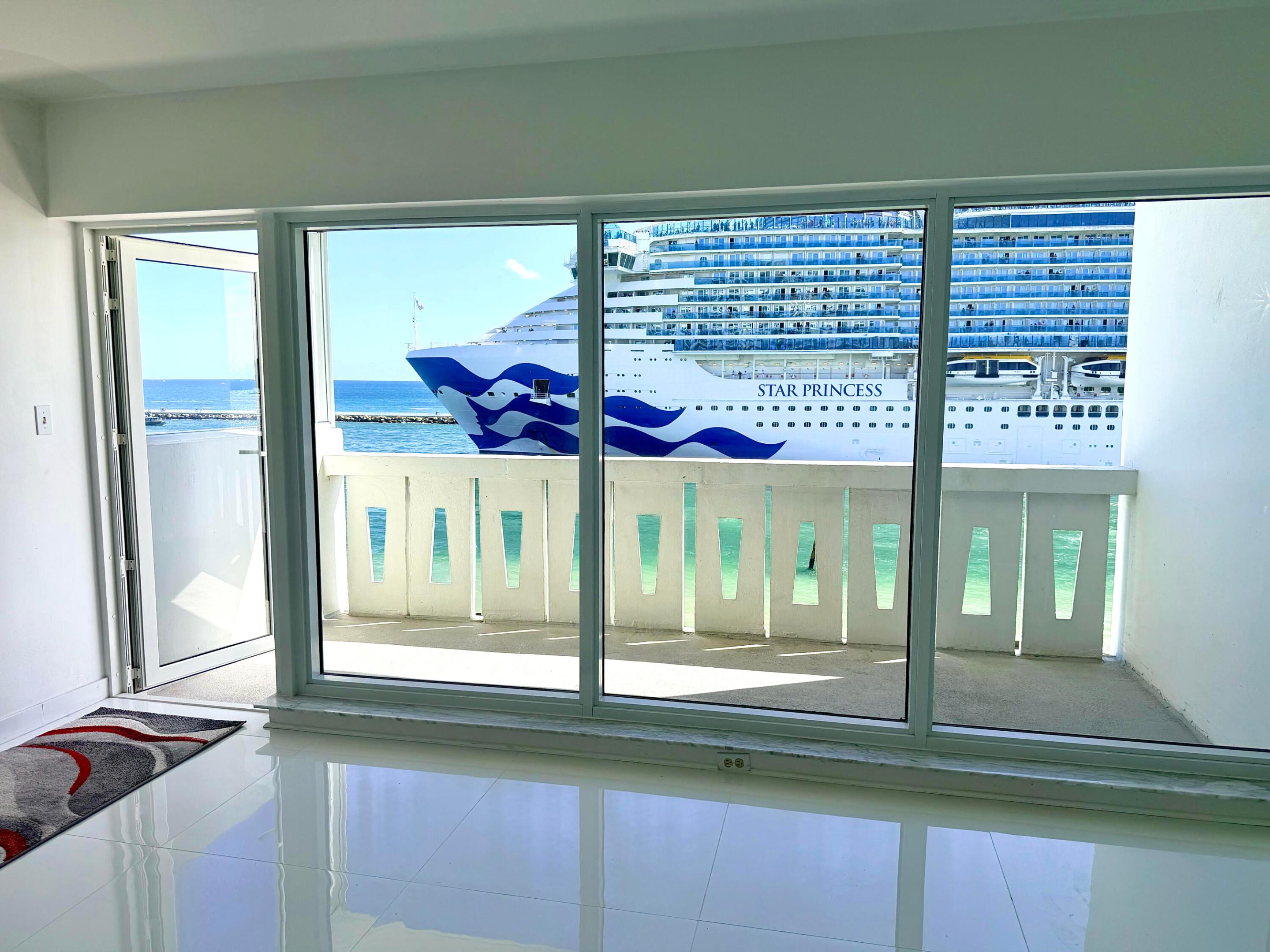 2100 S Ocean Drive 4j Property Photo 6