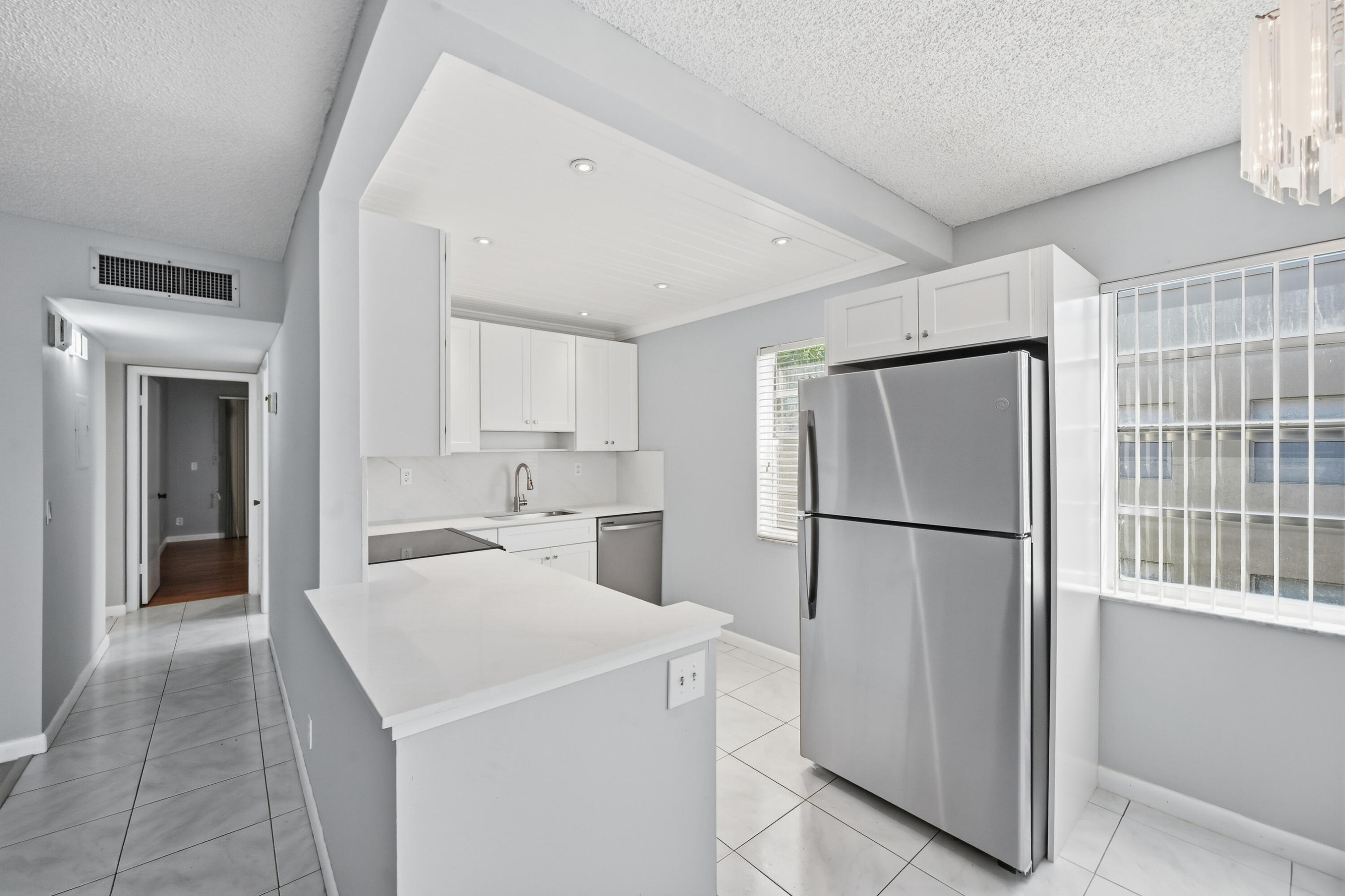422 Burgundy I Property Photo 10