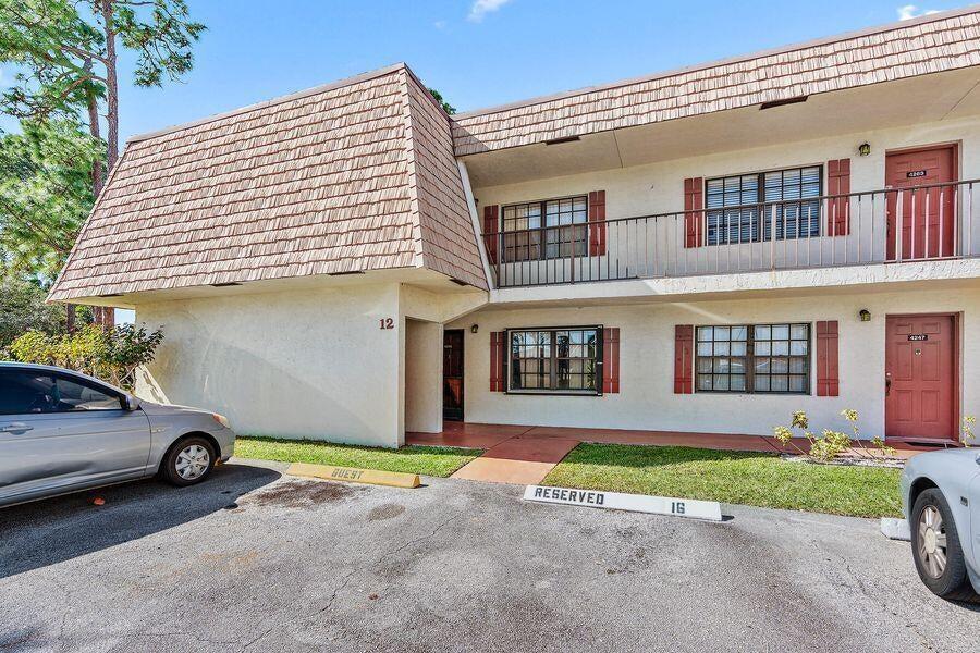 4245 Oak Terrace Drive Property Photo 1