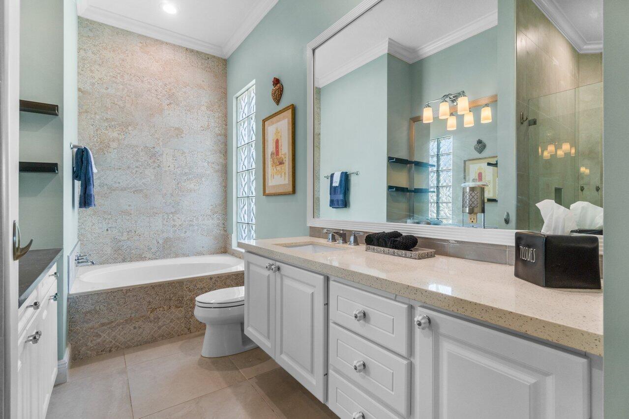 8222 Dominica Place Property Photo 25
