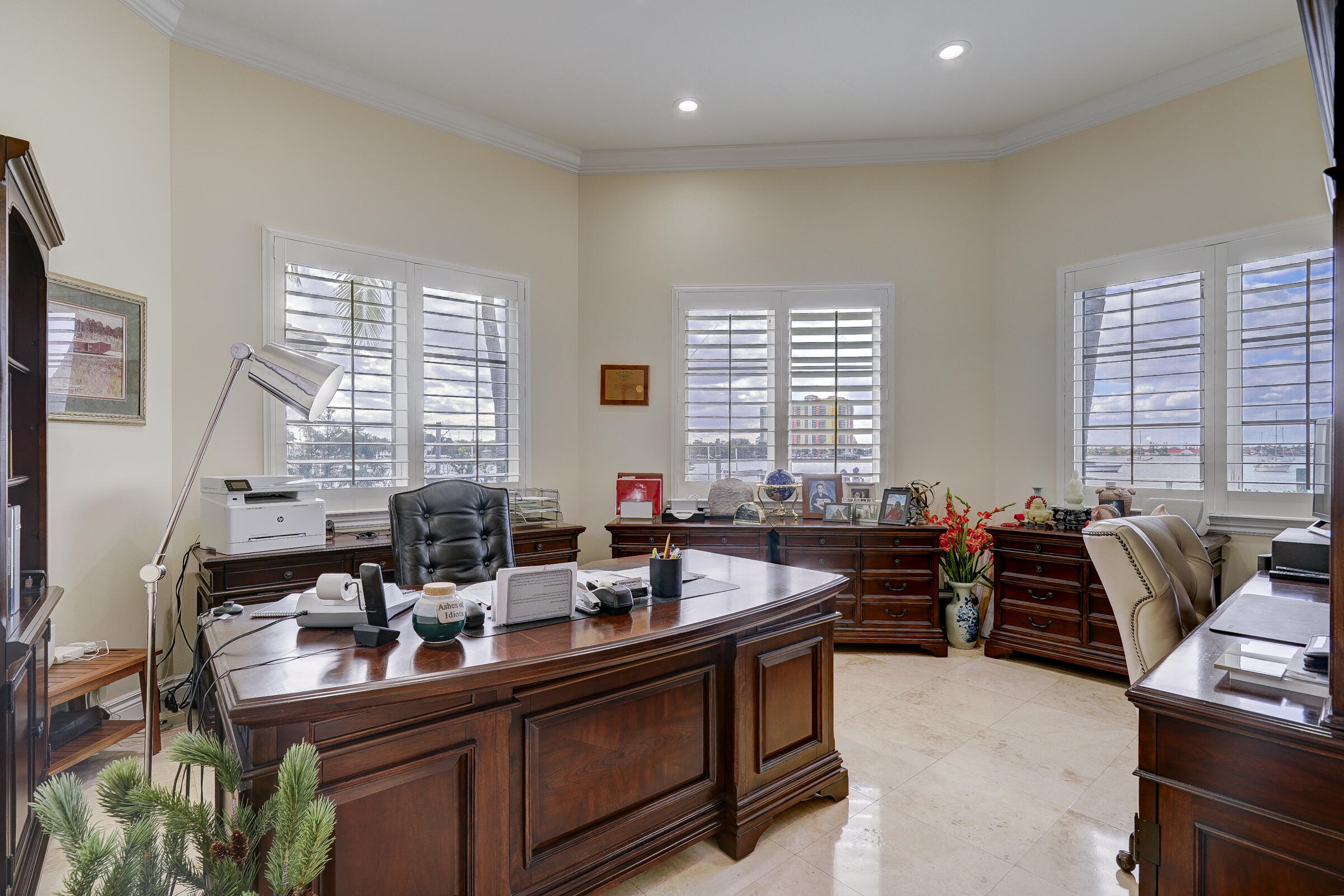 2775 Lake Drive Property Photo 9