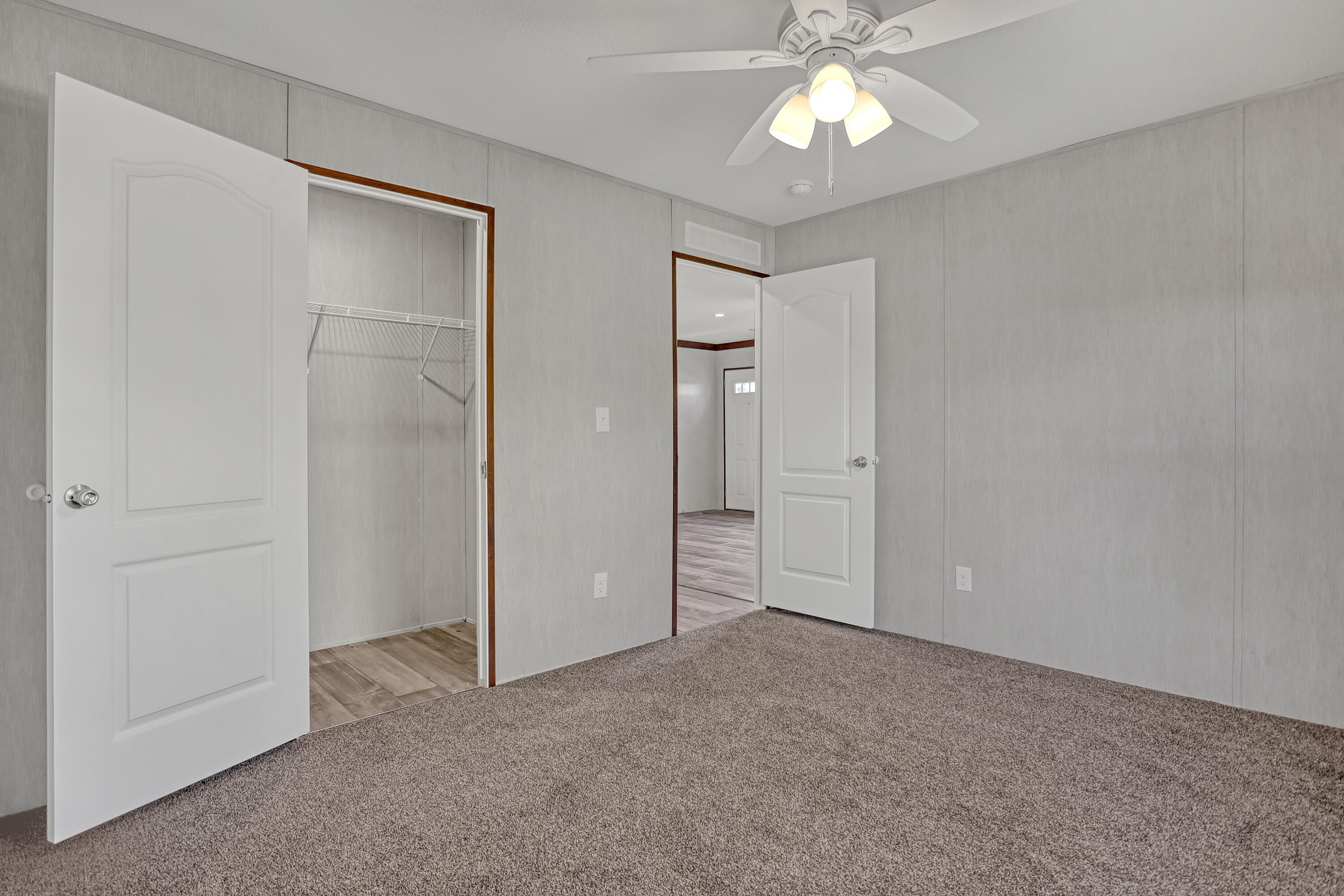 1479 Barefoot Circle Property Photo 26