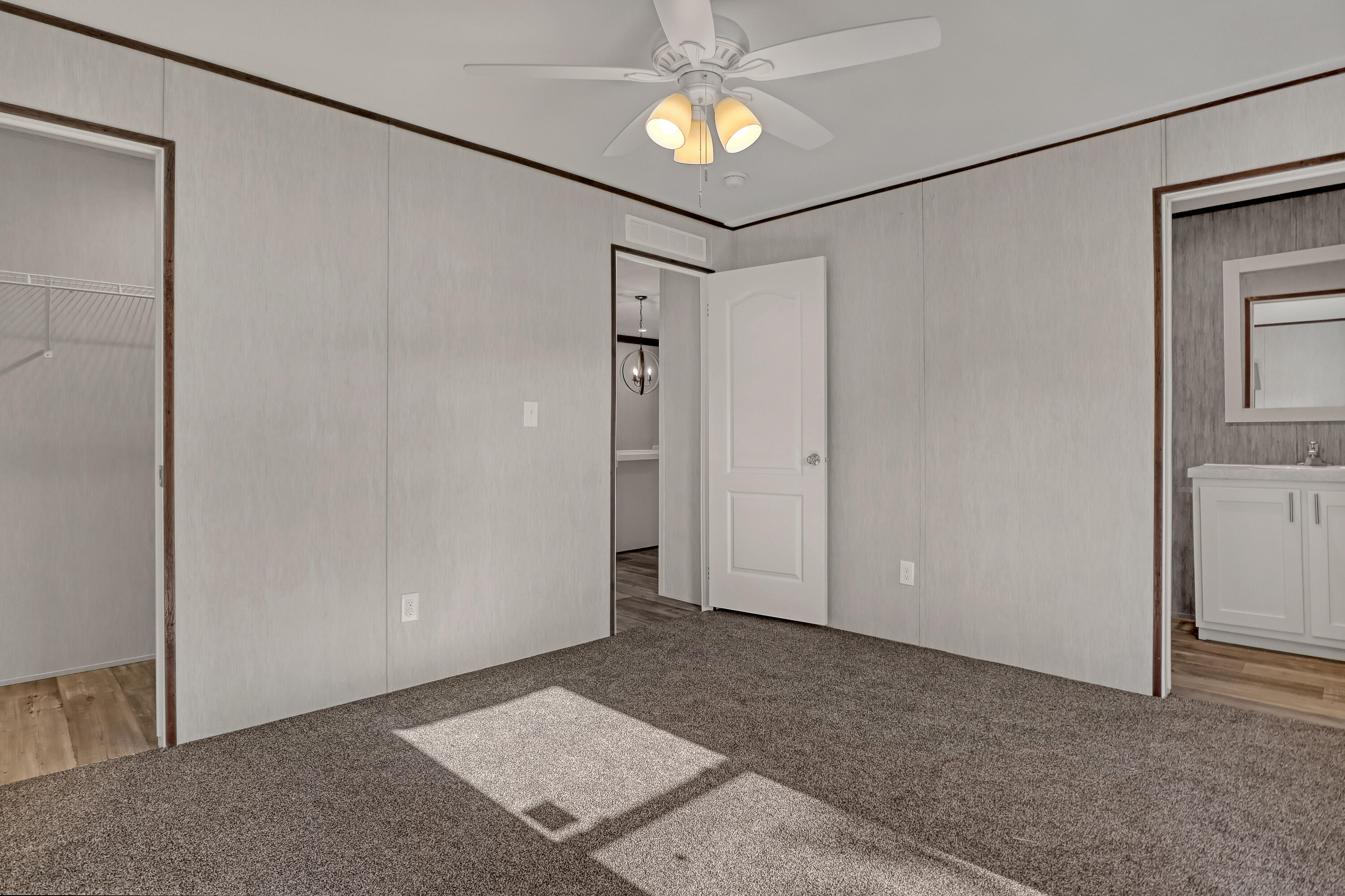 1479 Barefoot Circle Property Photo 30