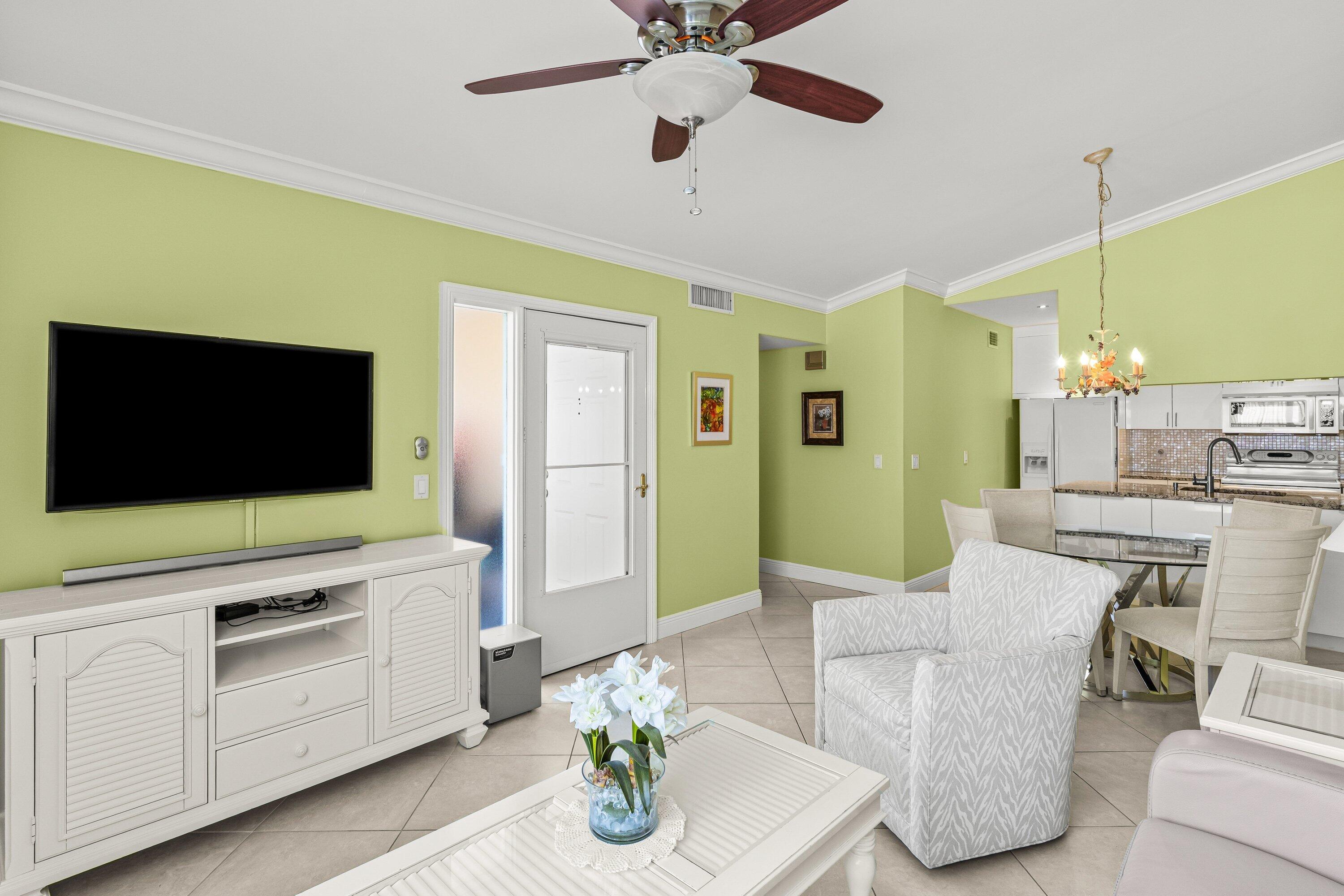 501 Waterside Drive Property Photo 9