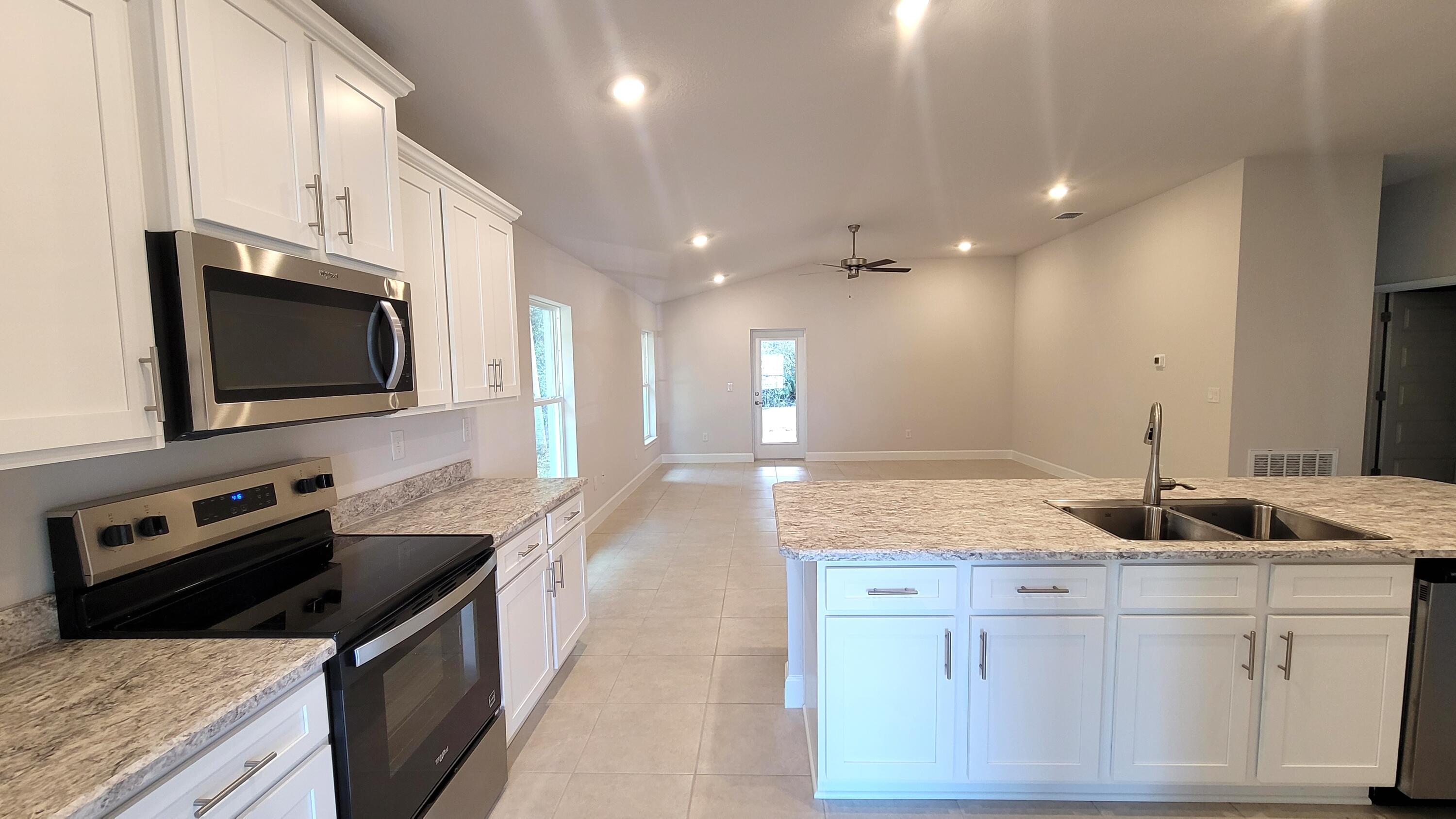 8844 Waterstone Boulevard Property Photo 3