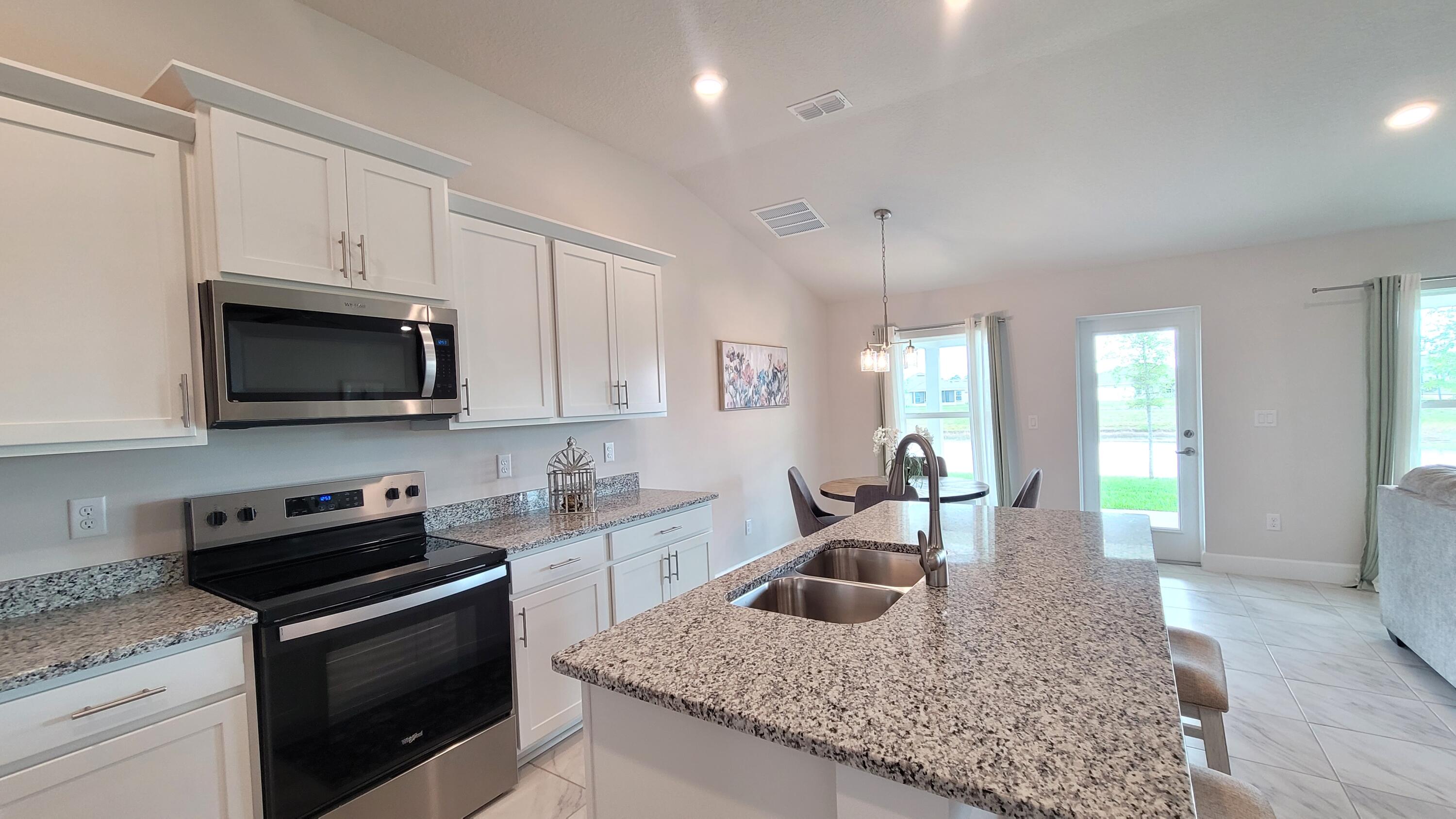 8820 Waterstone Boulevard Property Photo 8