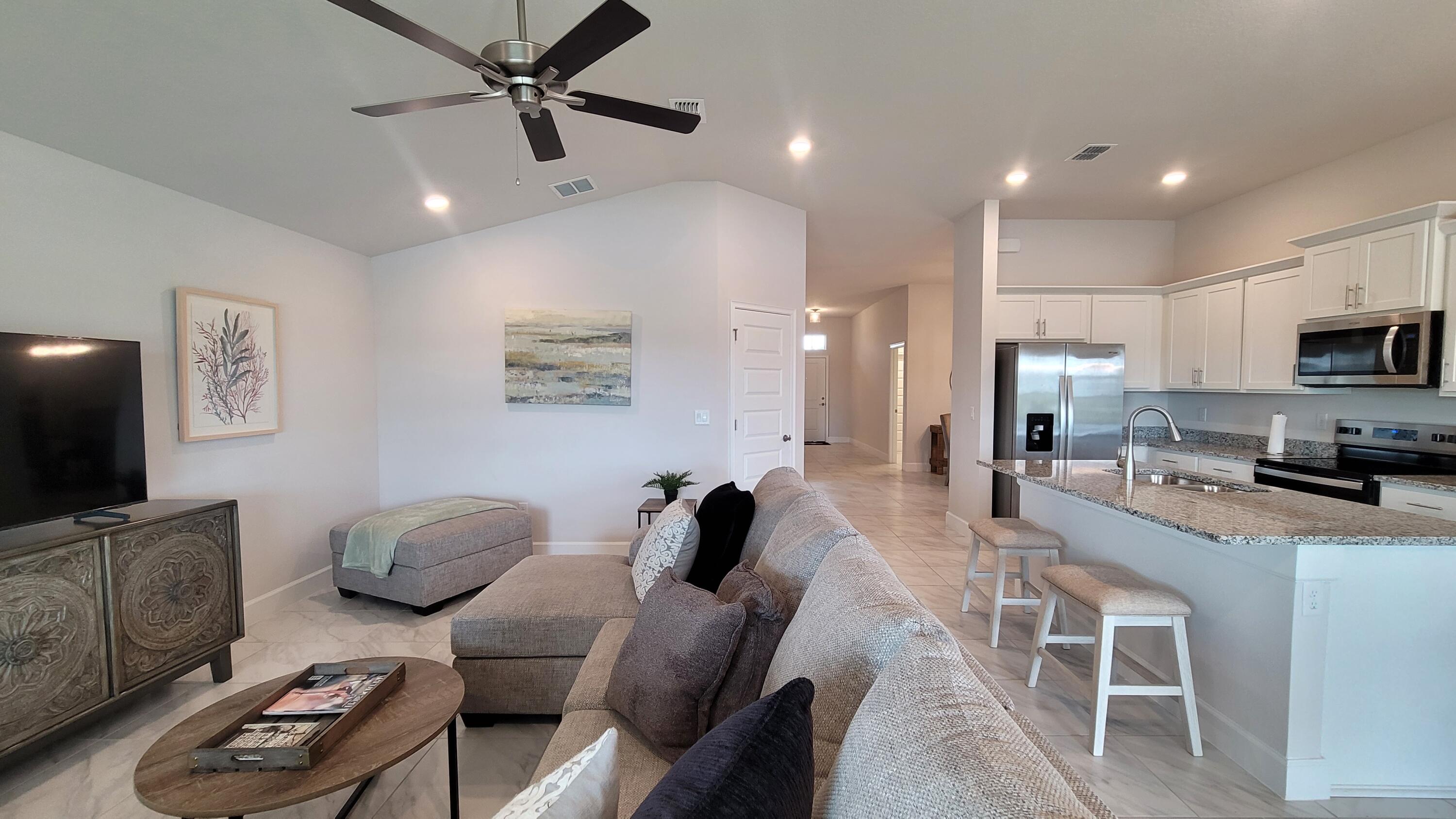 8820 Waterstone Boulevard Property Photo 11