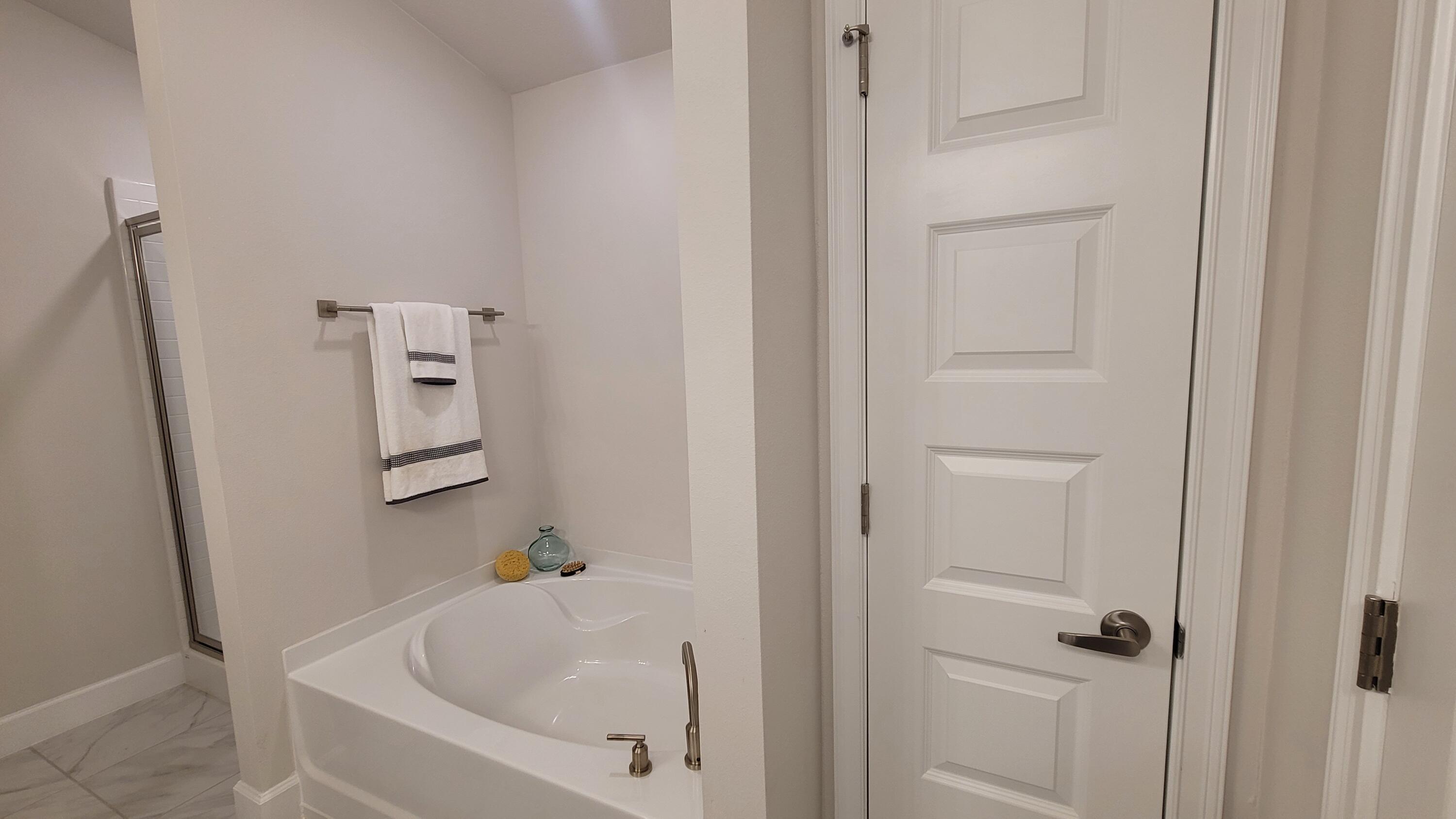 8820 Waterstone Boulevard Property Photo 15