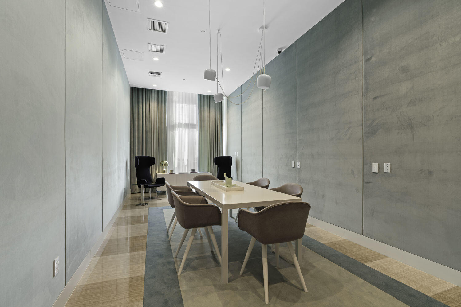 2000 Metropica Way 2107 Property Photo 45