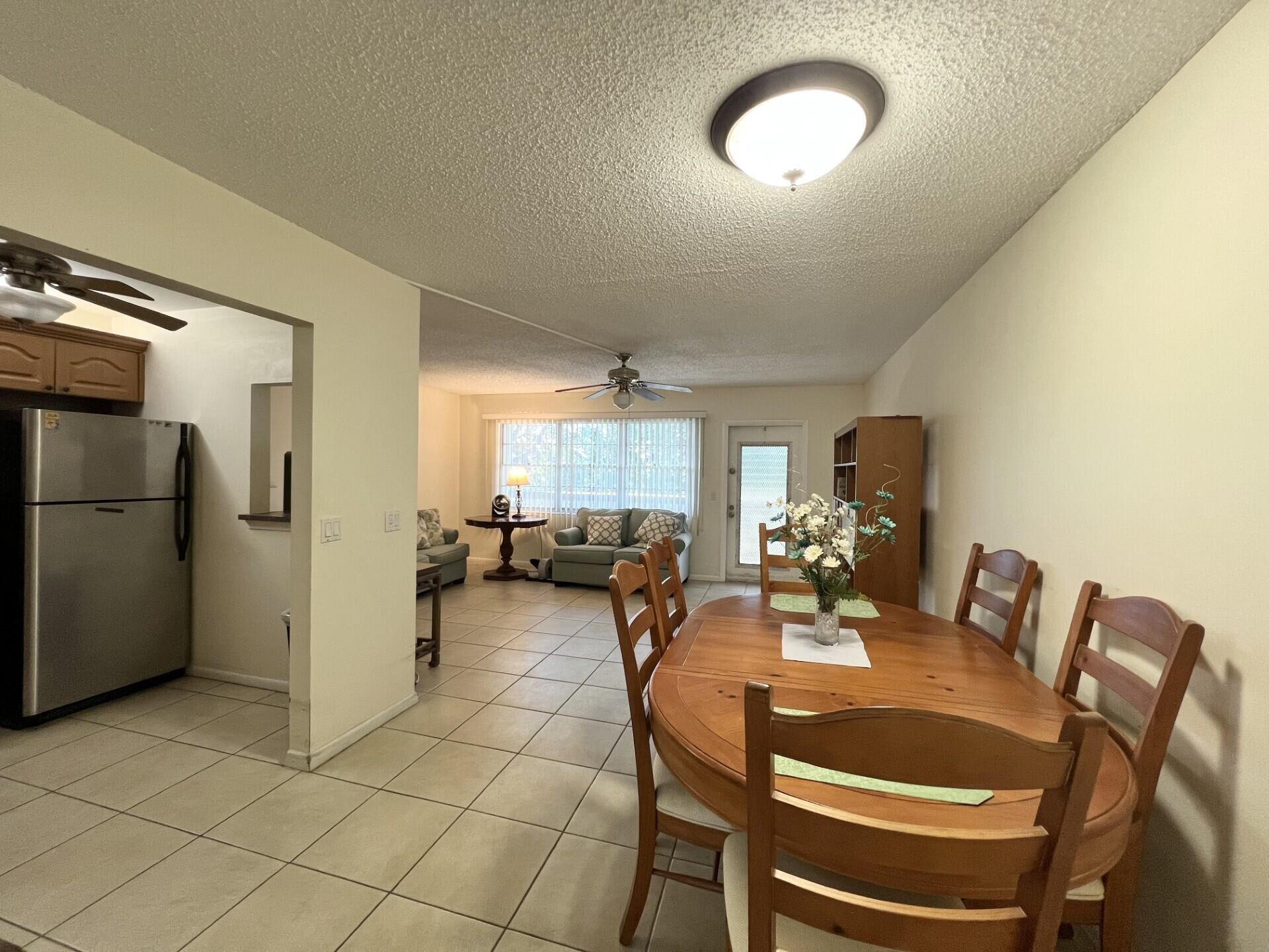 4023 Berkshire B 4023 Property Photo 5