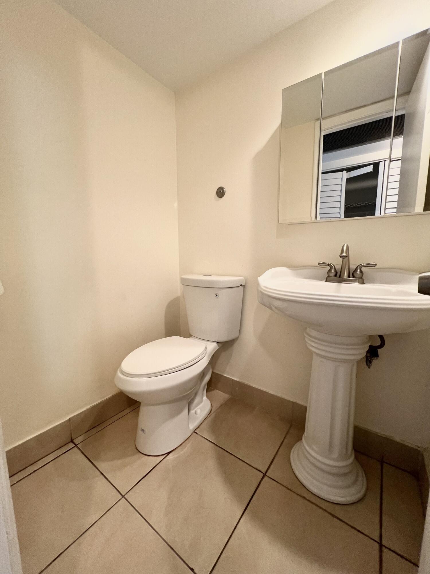 4023 Berkshire B 4023 Property Photo 10