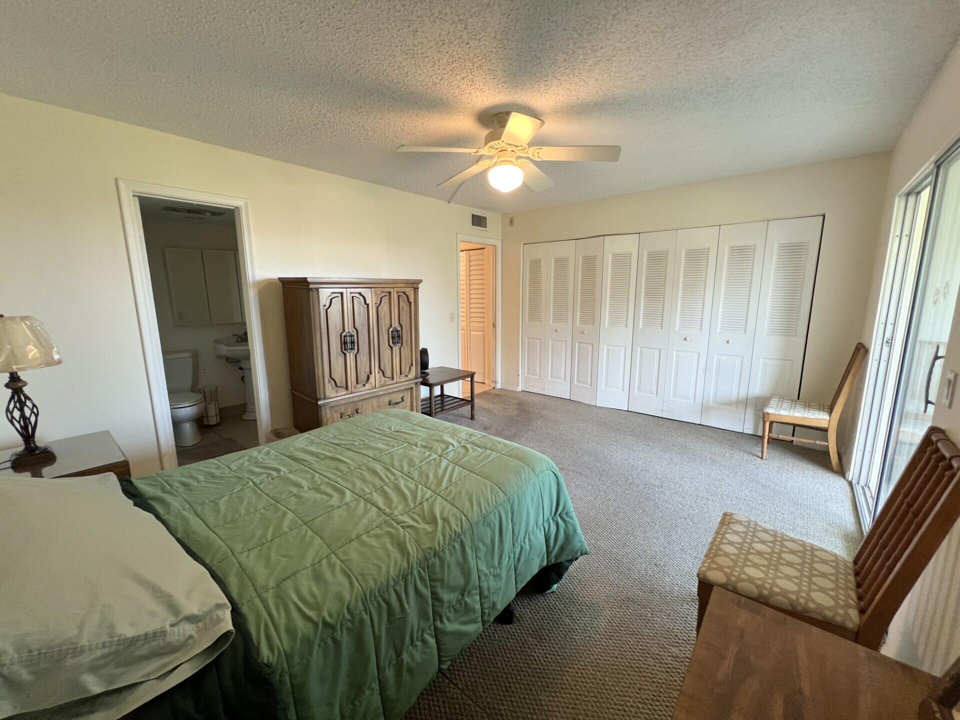 4023 Berkshire B 4023 Property Photo 11