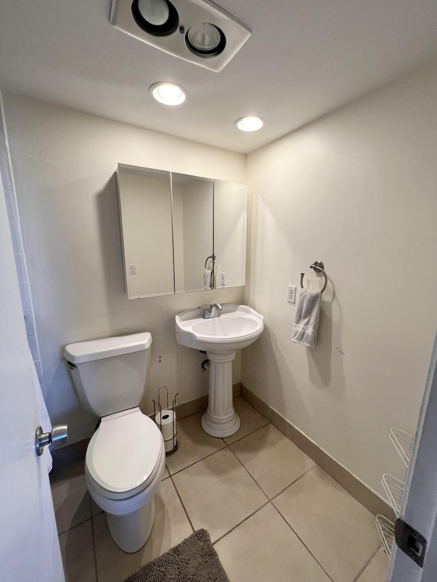 4023 Berkshire B 4023 Property Photo 13