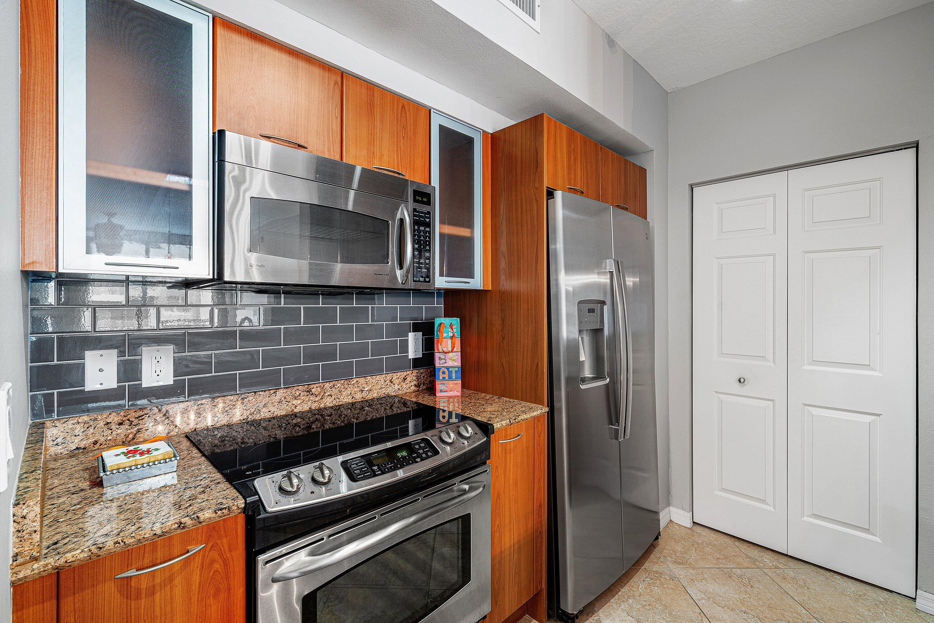 700 E Boynton Beach Boulevard 803 Property Photo 8