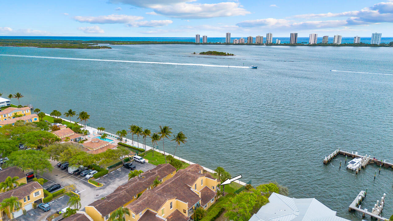 1060 Lake Shore Drive 201 Property Photo 6