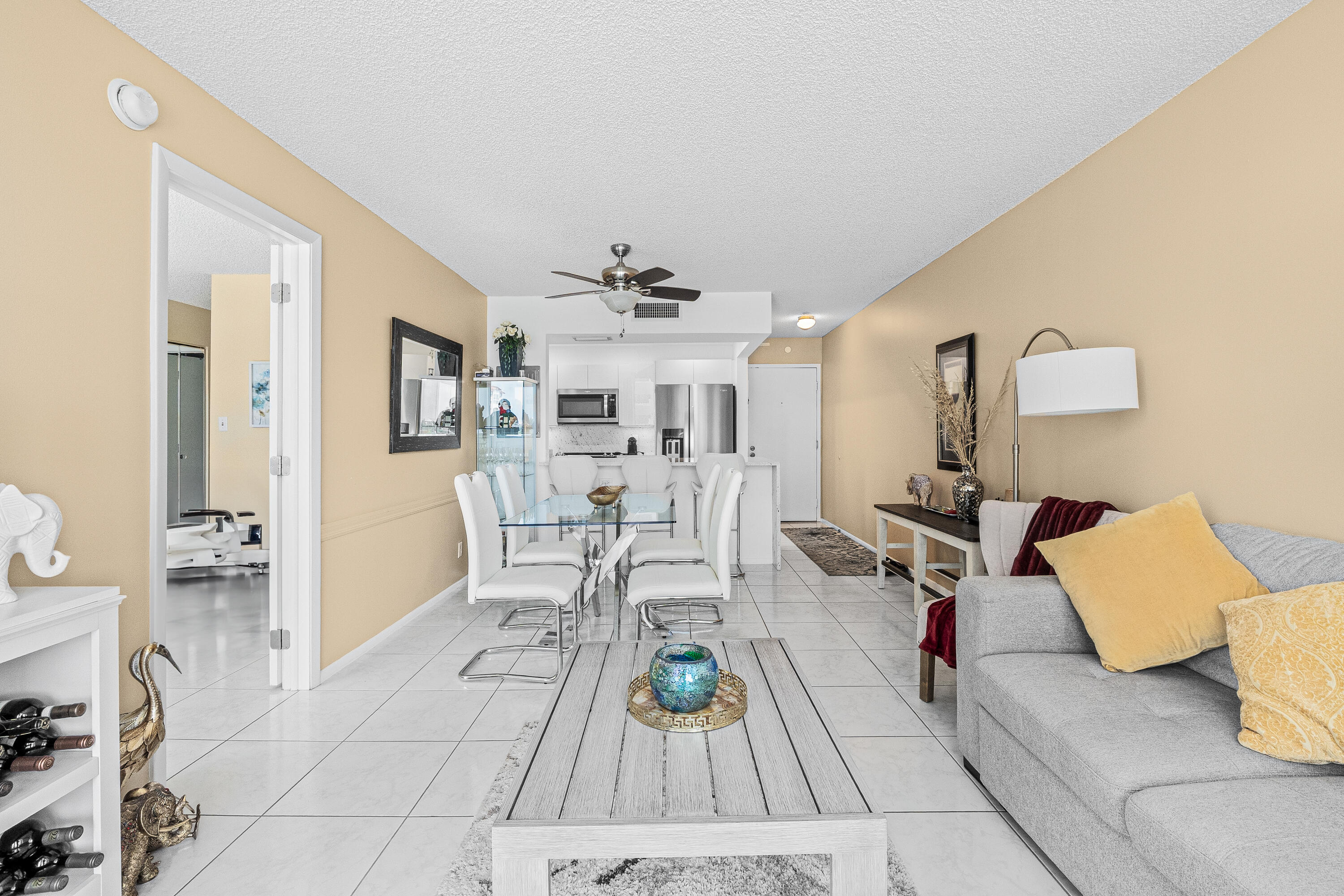 525 N Ocean Boulevard 616 Property Photo 15