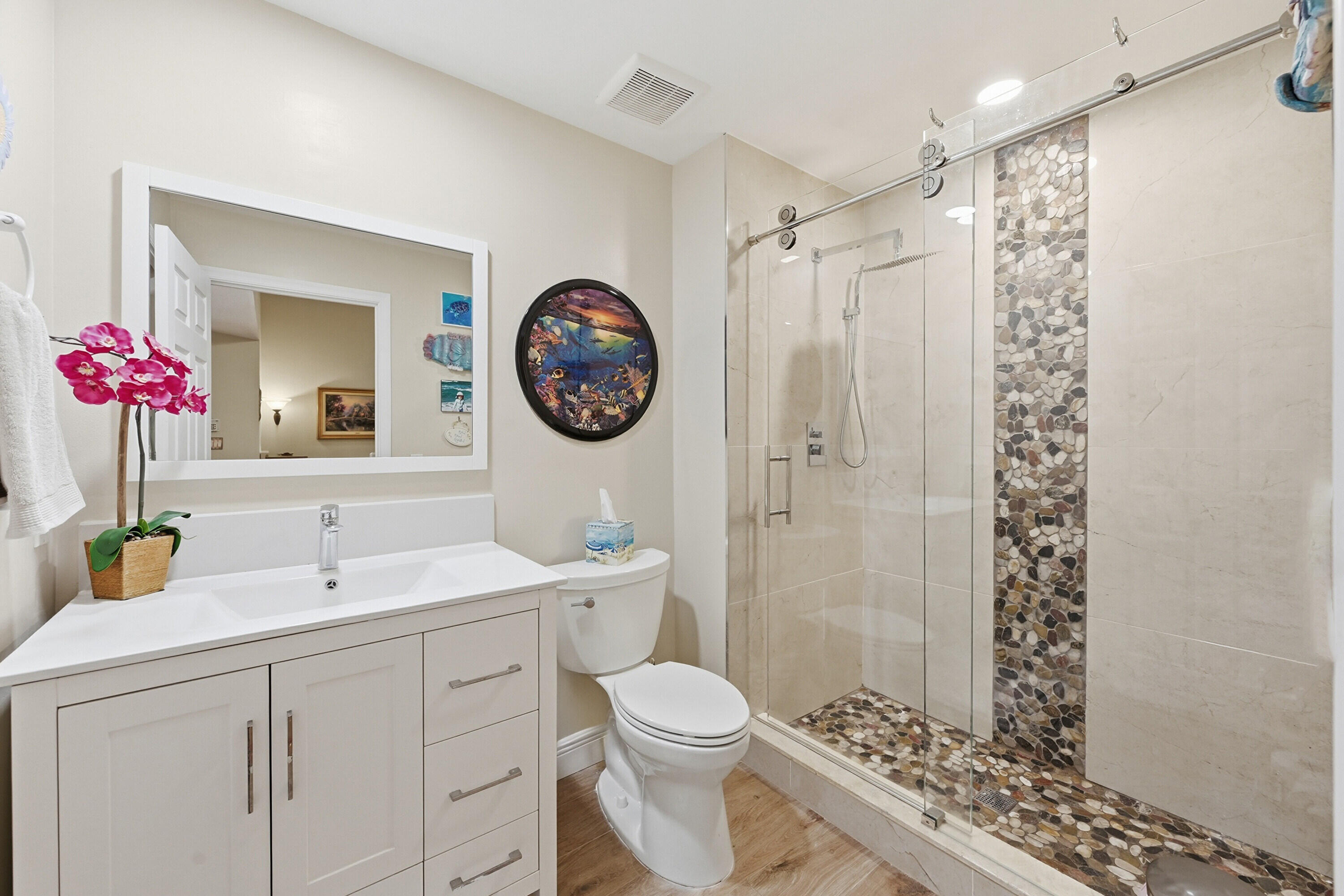 4115 Carriage Drive P2 Property Photo 4