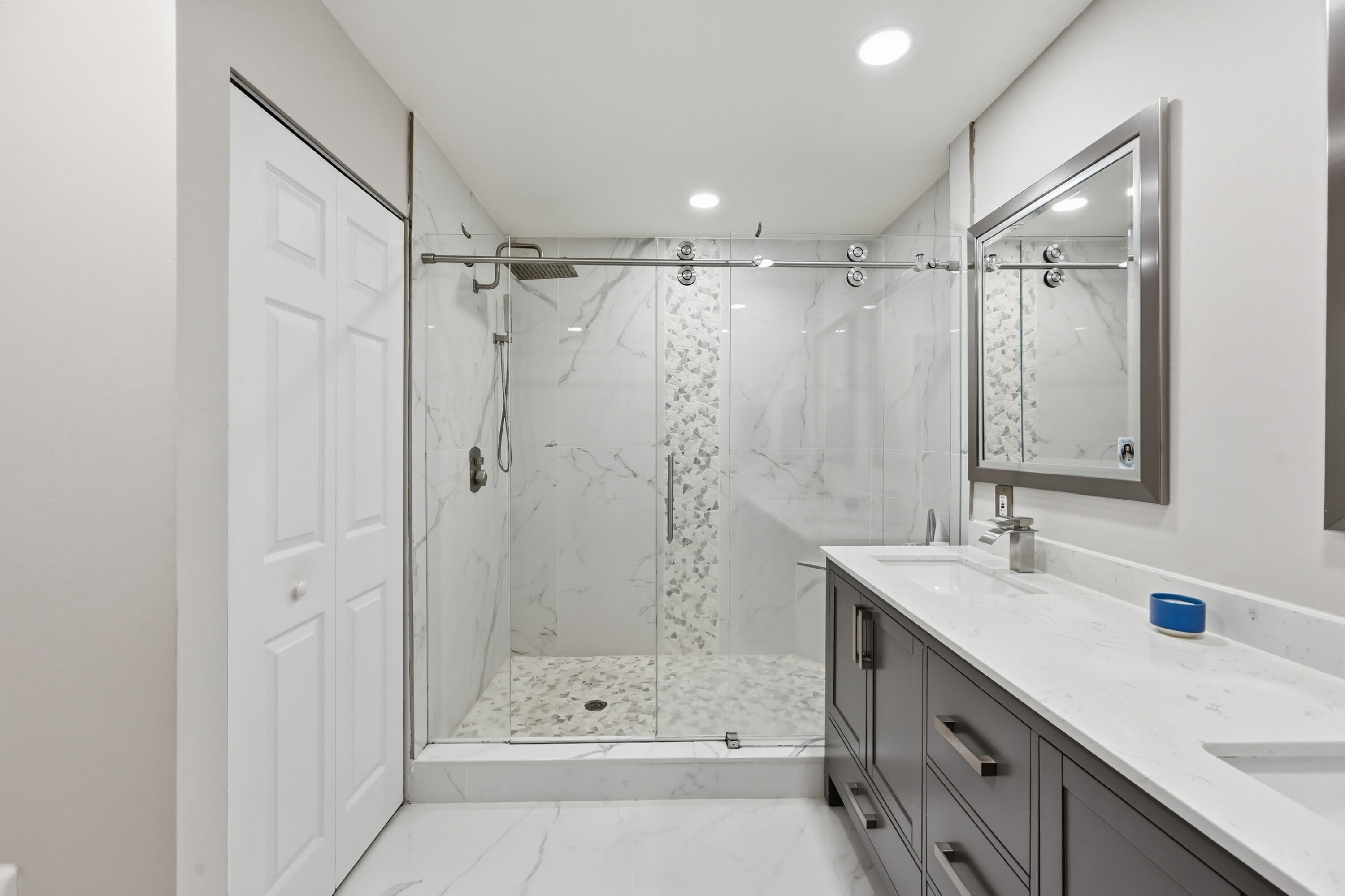 4115 Carriage Drive P2 Property Photo 11