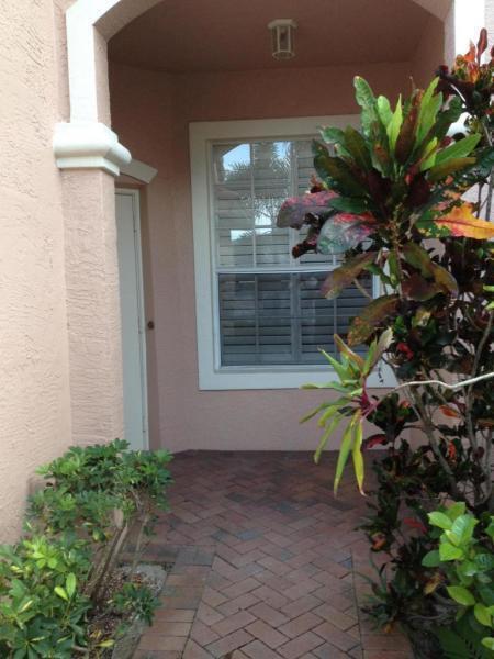 8432 Cargill Point Property Photo 2