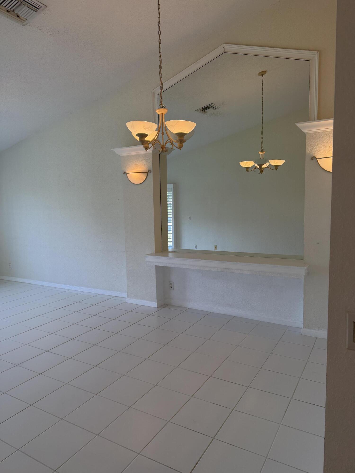 8432 Cargill Point Property Photo 6