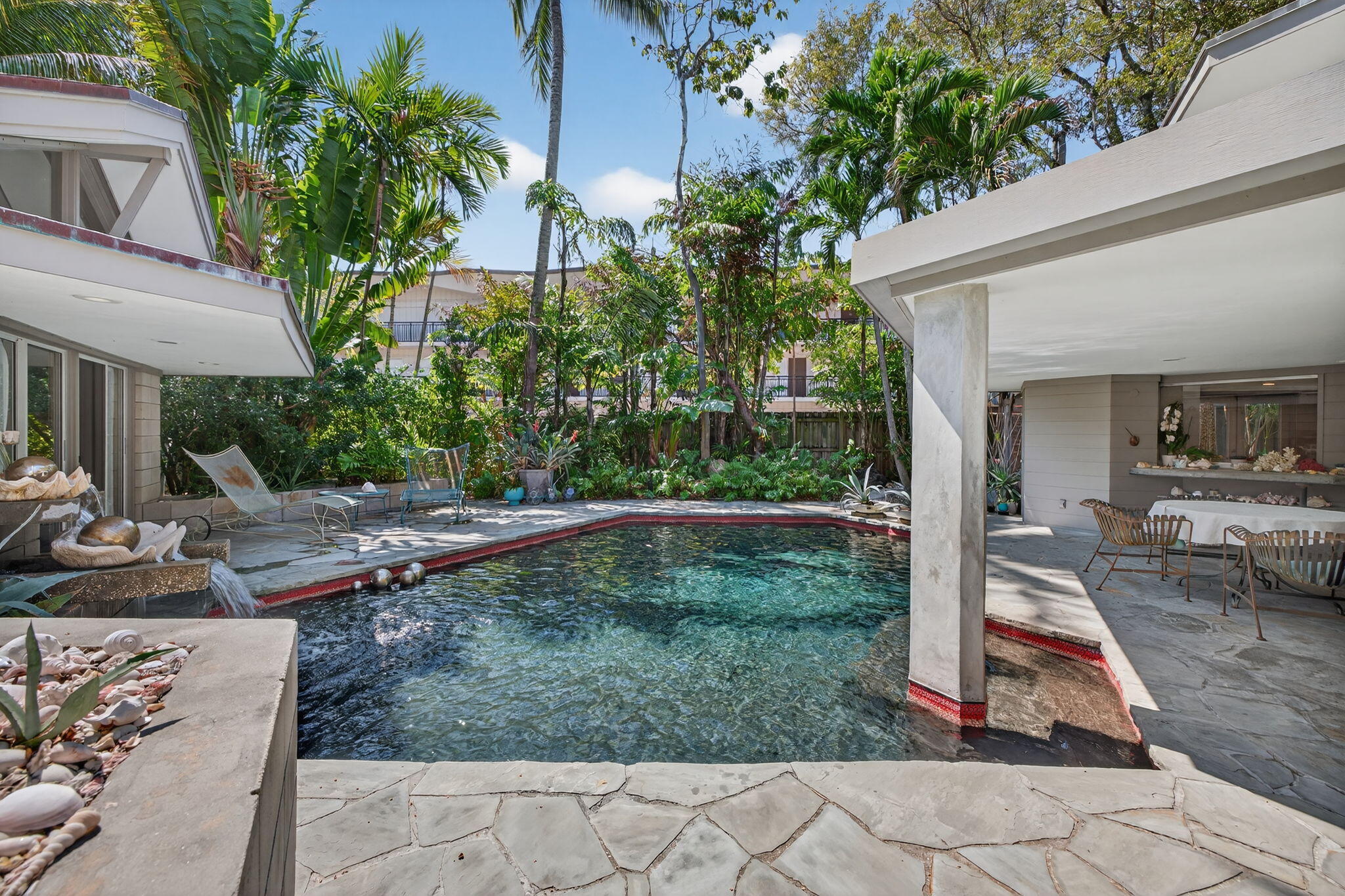 2040 Coral Reef Drive Property Photo 25