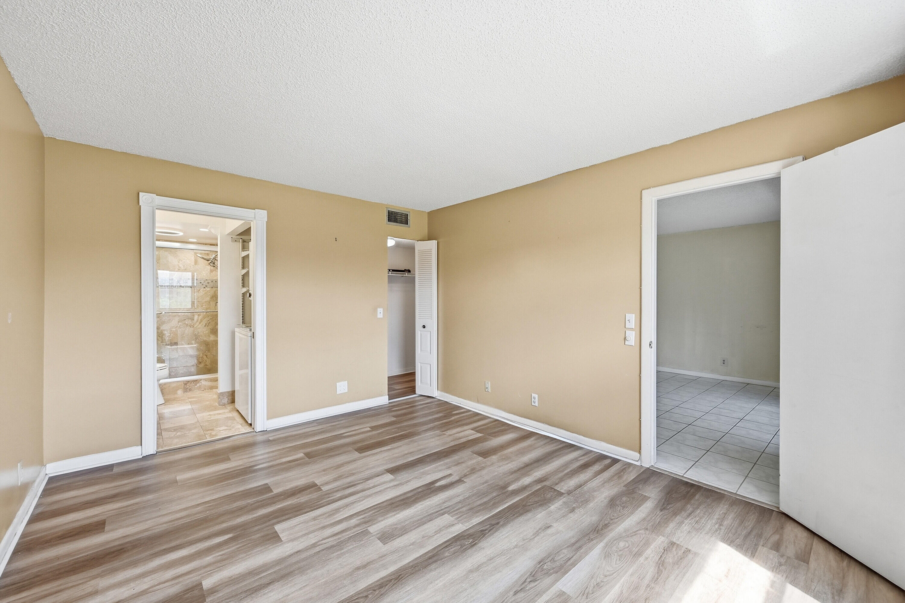 10434 Sunrise Lakes Boulevard 206 Property Photo 27