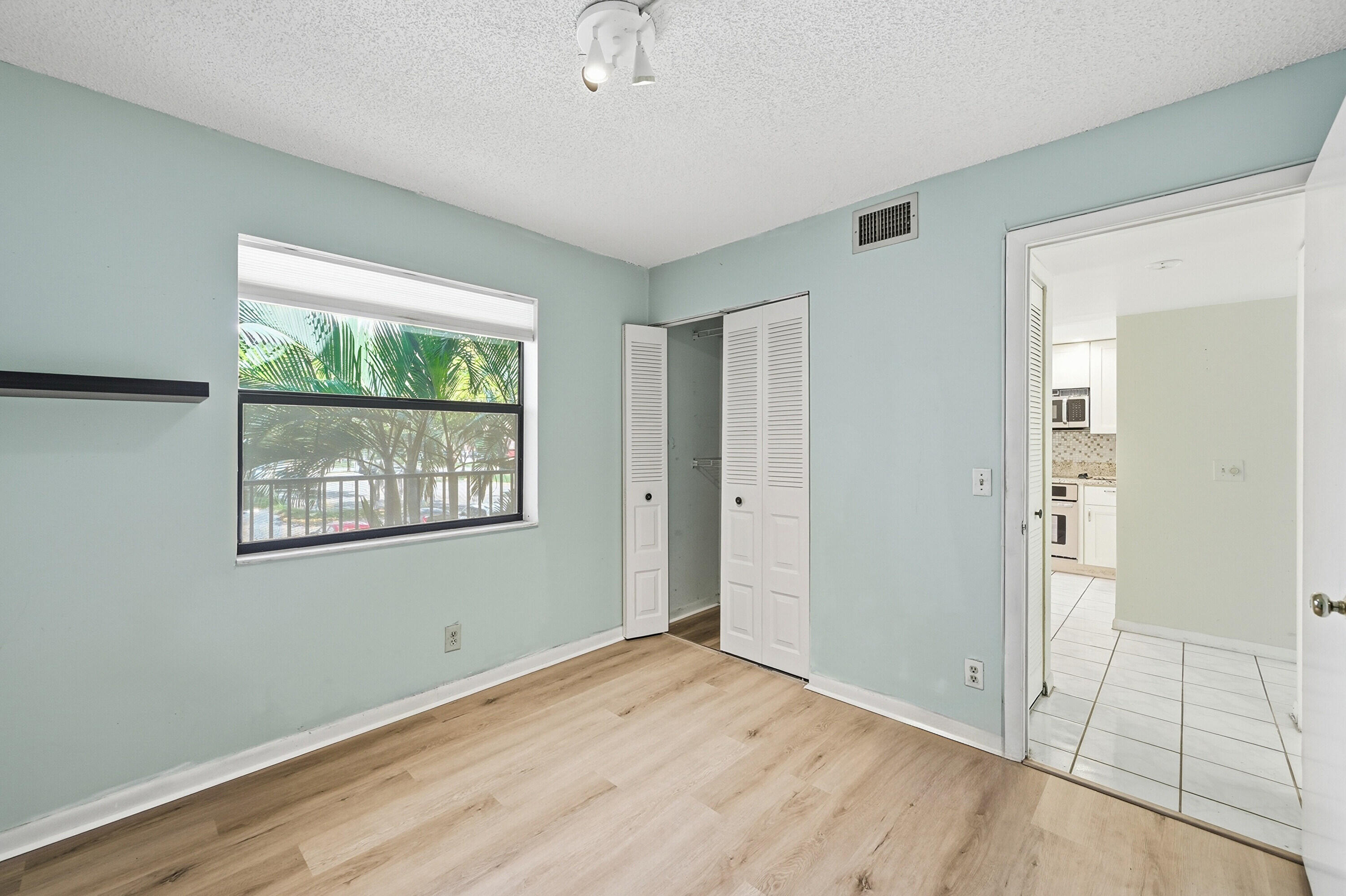 10434 Sunrise Lakes Boulevard 206 Property Photo 31