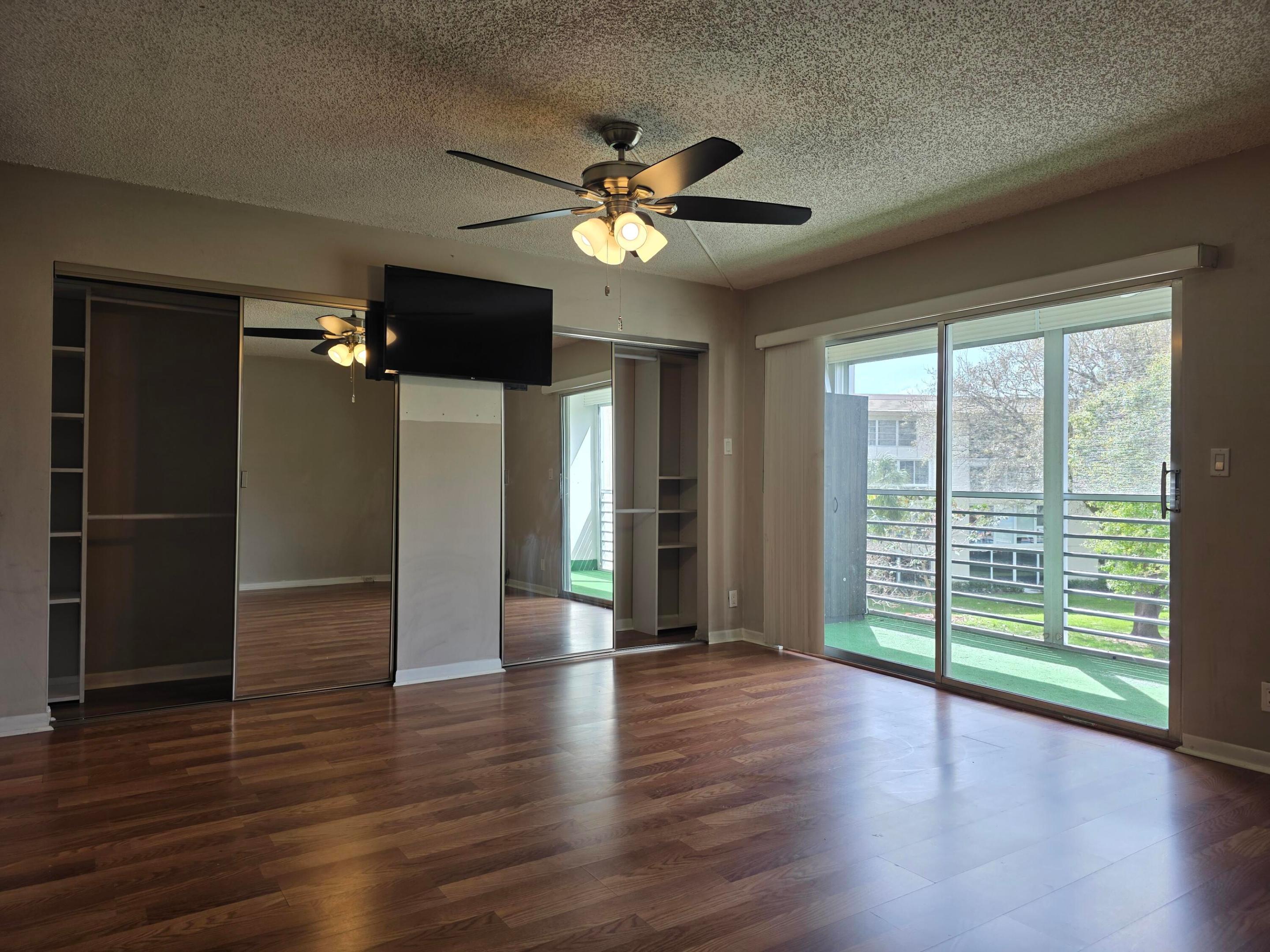 2301 Lucaya Lane E3 Property Photo 5