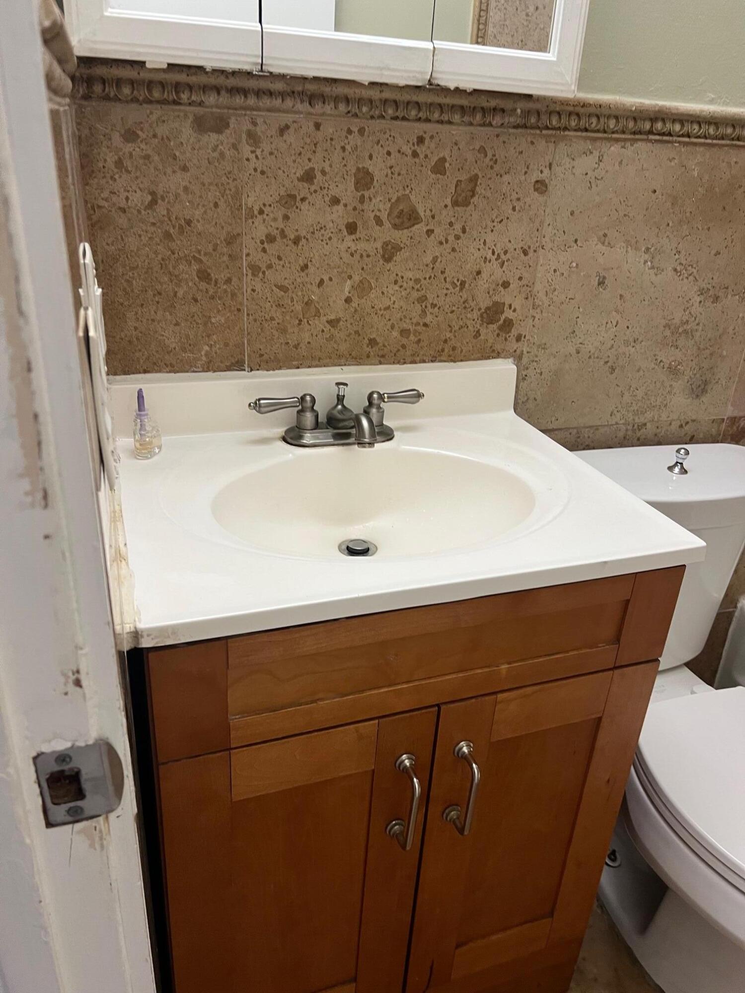 4051 Ne 13th Avenue 61-3 Property Photo 6