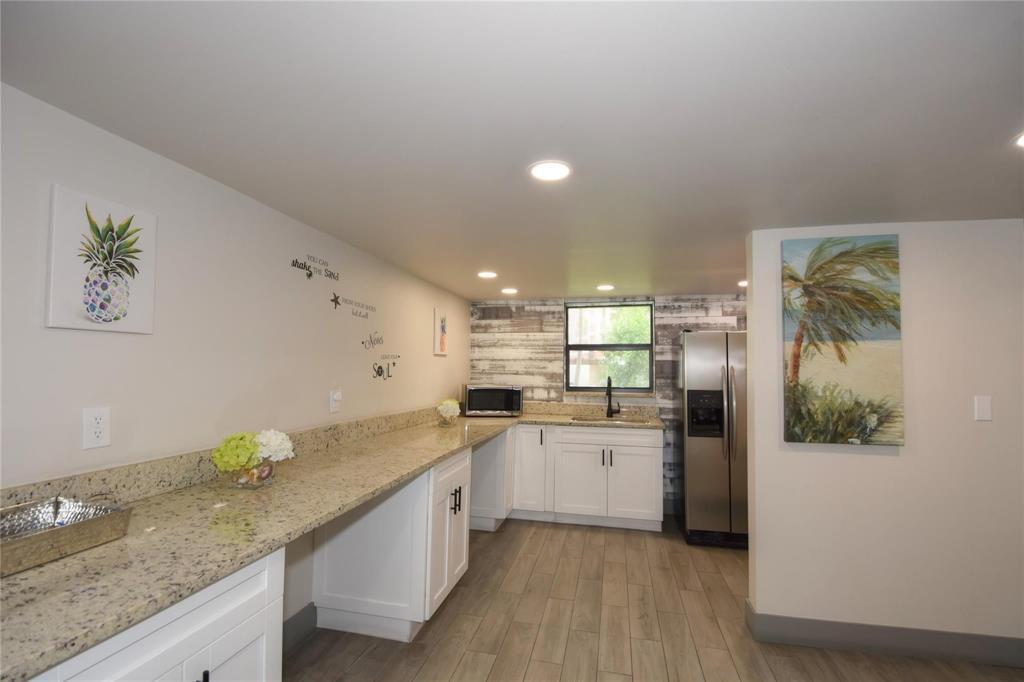 2029 N Ocean Boulevard 505 Property Photo 12