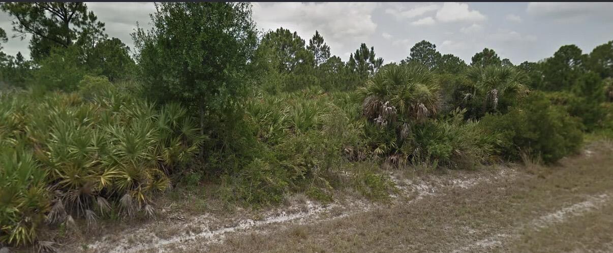 320 N Utopia Street Property Photo 1