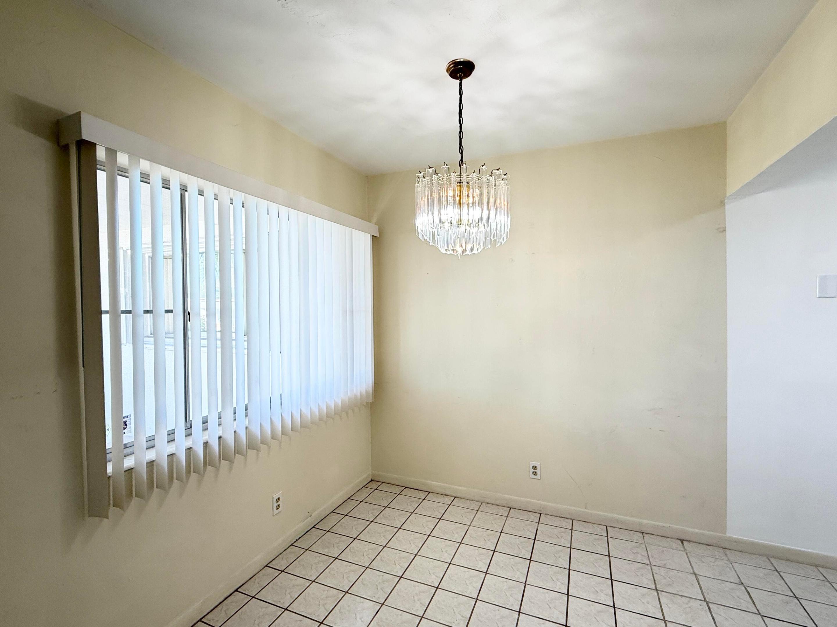 3402 Cynthia Lane 205 Property Photo 7