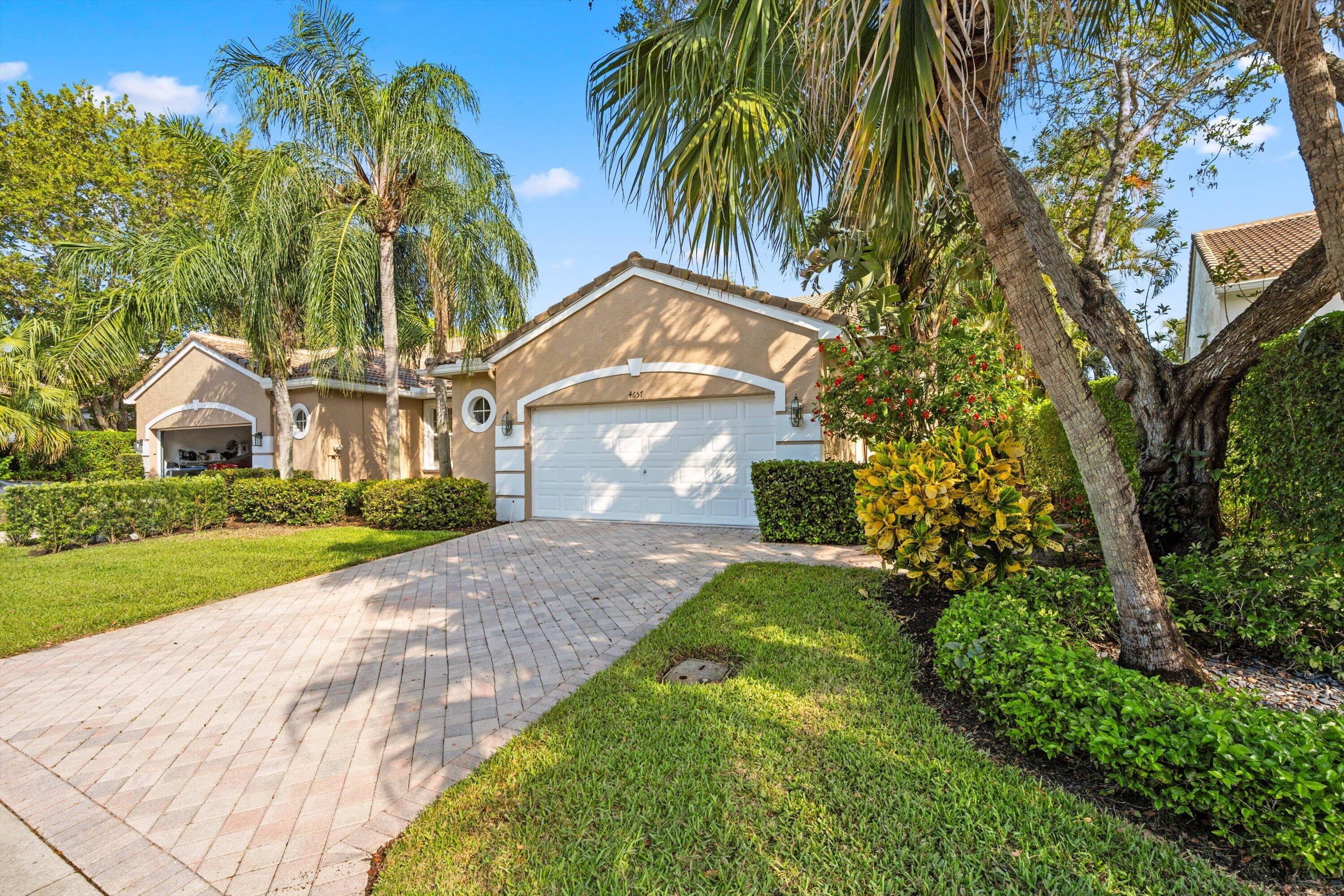 4657 Carlton Golf Drive Property Photo 1