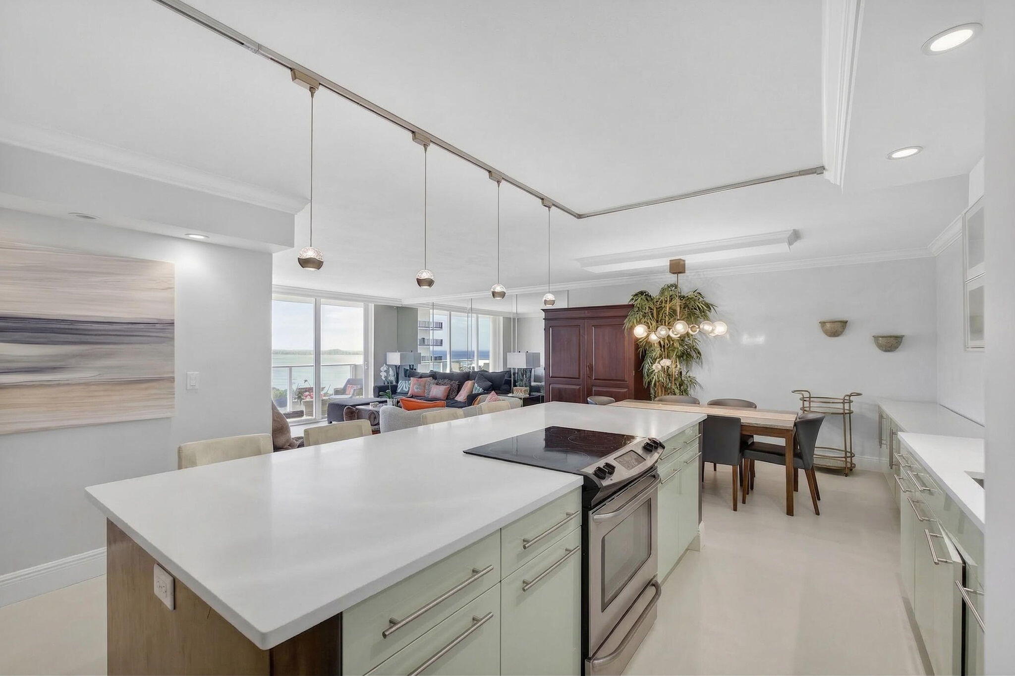 5440 N Ocean Drive 805 Property Photo 10