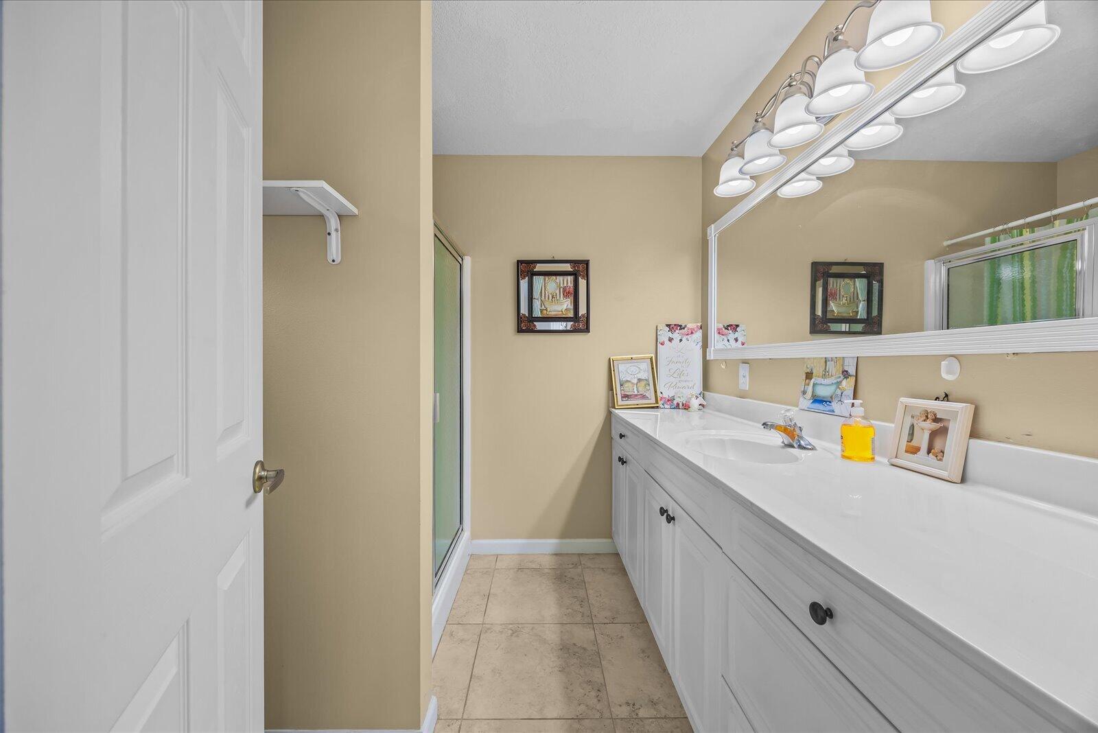 2074 Se Wild Meadow Circle Property Photo 8